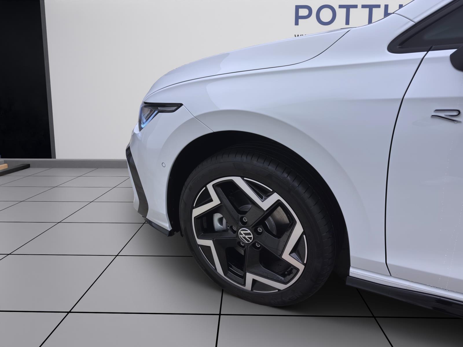 Bild 7: Volkswagen Golf Variant R-Line 2.0 TDI DSG