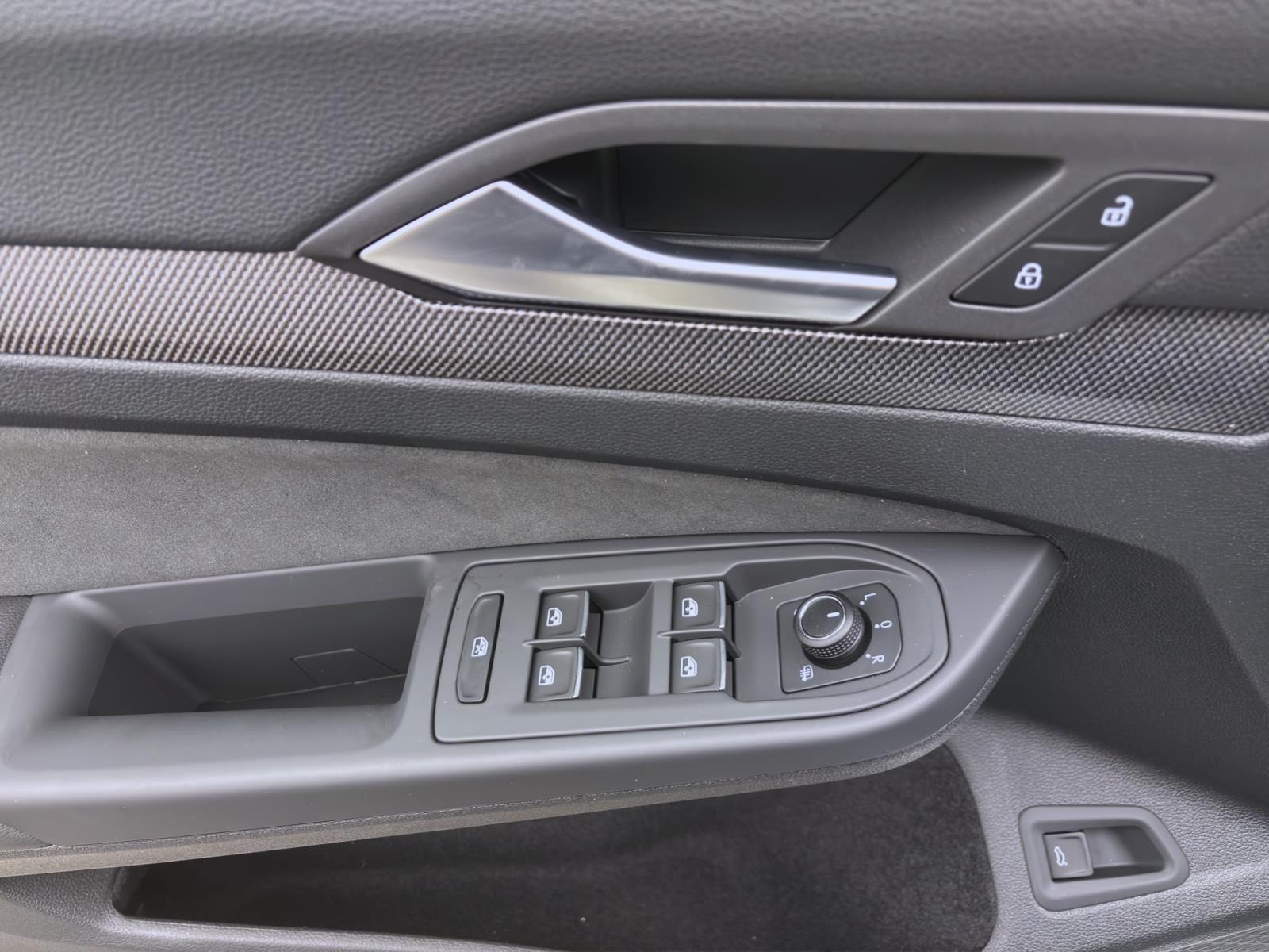 Bild 9: Volkswagen Golf Variant R-Line 2.0 TDI DSG