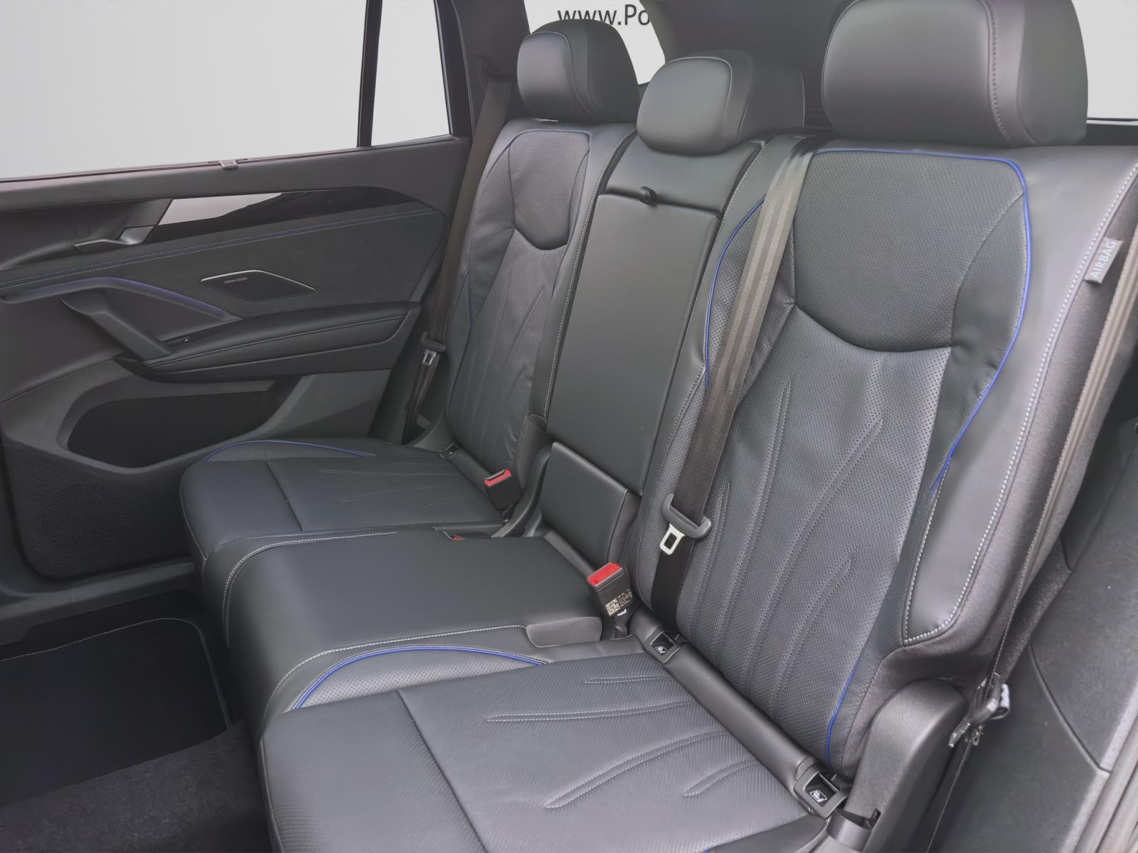 Volkswagen Tayron 2.0 TSI DSG 4M R-LINE NAVI STANDHZG MATRIX AHK