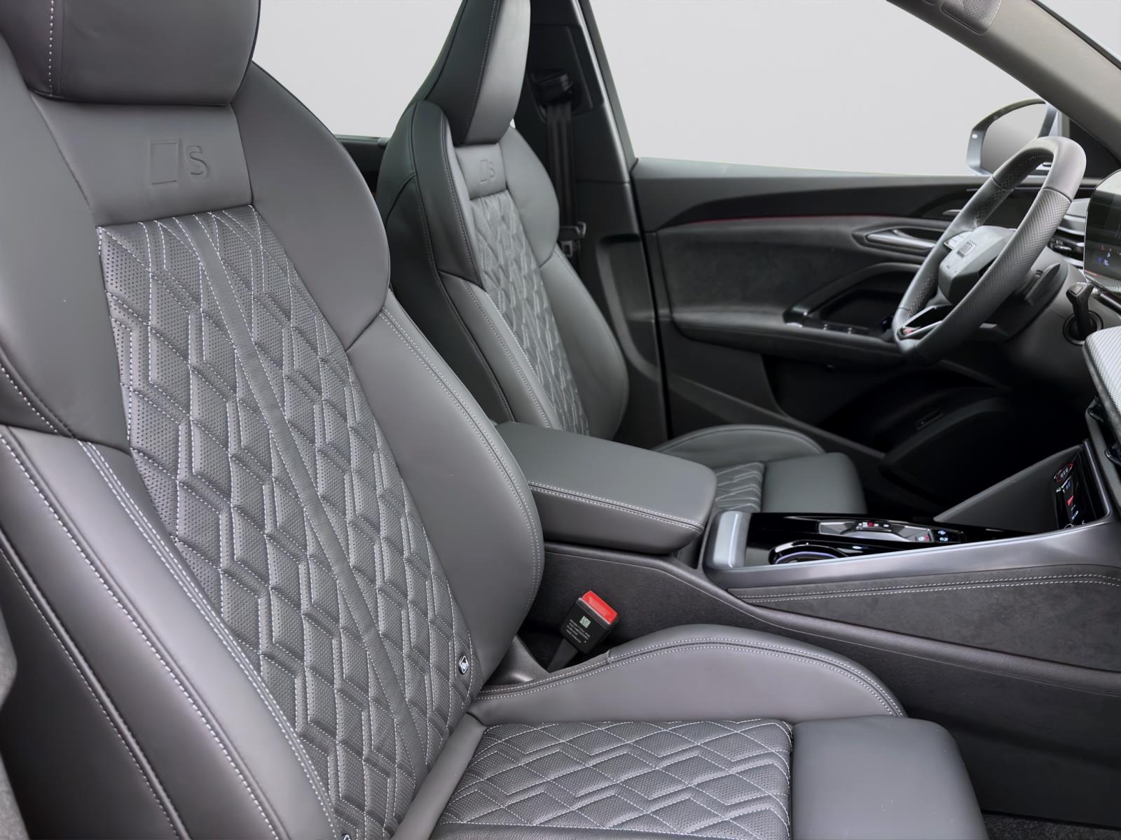 Bild 15: Audi SQ5 SUV TFSI Q PANO AHK NAVI B&O eKLAPPE