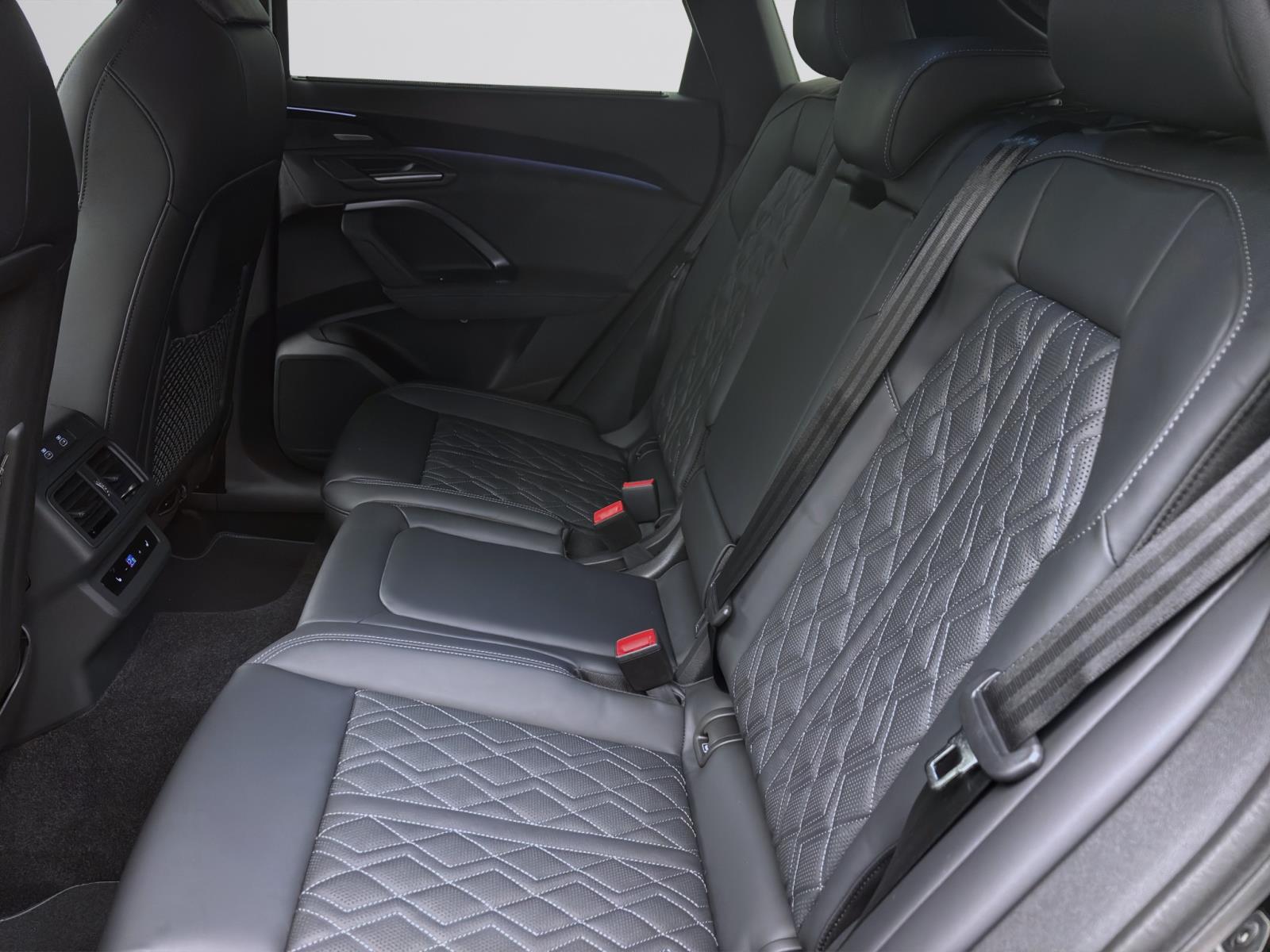 Bild 14: Audi SQ5 Sportback TFSI NAVI B&O HuD PANO AHK PDC