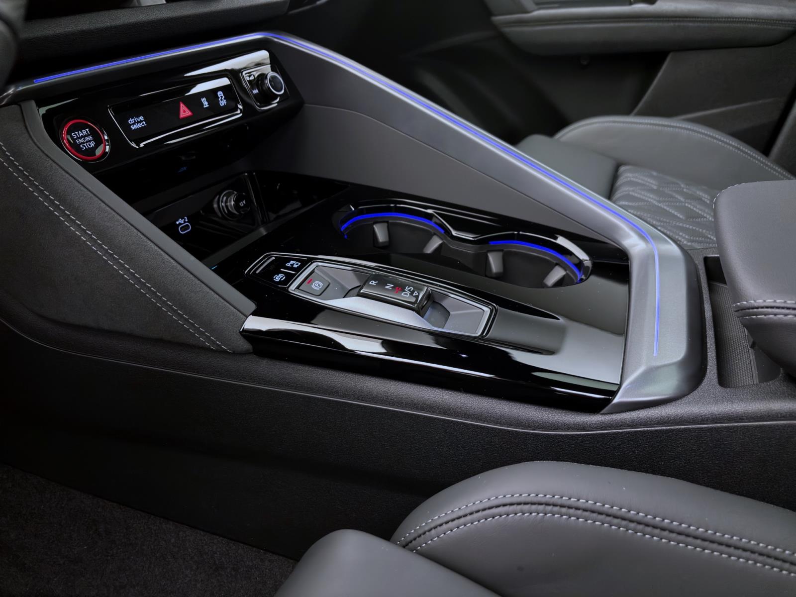 Bild 13: Audi SQ5 Sportback TFSI 270 kW S tronic NAVI B&O HuD AHK