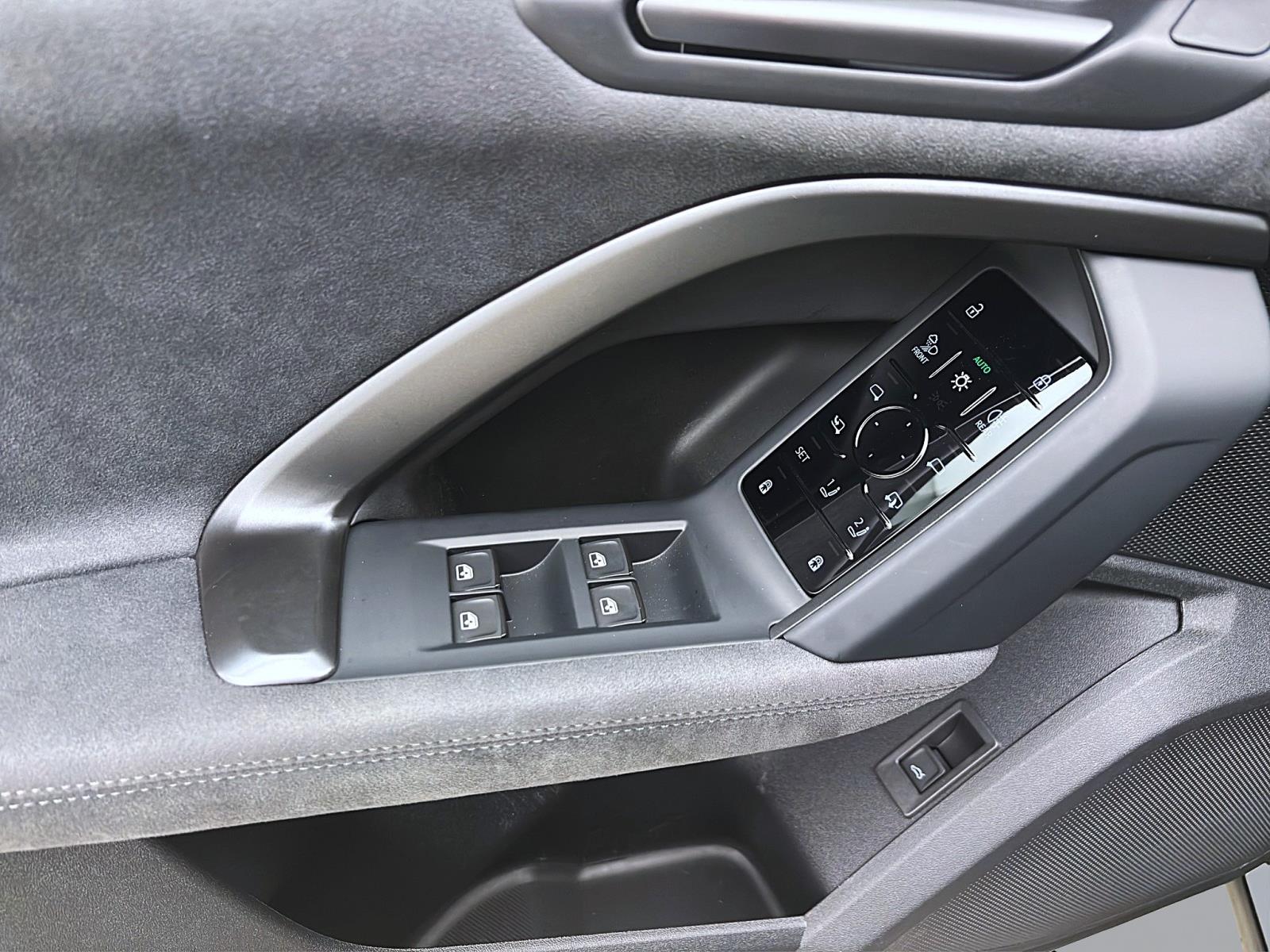 Bild 9: Audi SQ5 SUV TFSI 270 kW S tronic LM21 AHK HuD B&O