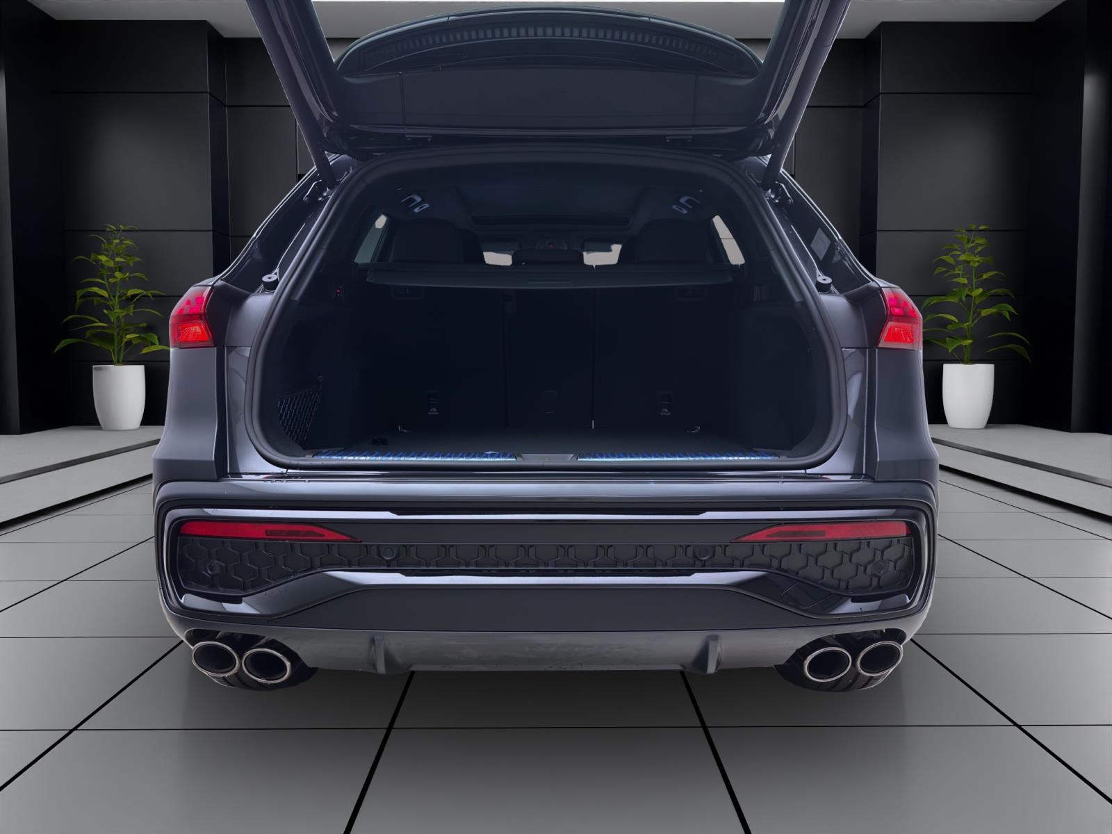 Bild 3: Audi SQ5 SUV TFSI 270 kW S tronic AHK PANO VIRTUAL HuD
