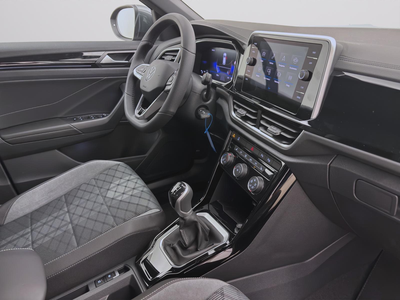 Volkswagen T-Roc 1.0 TSI R-LINE KAMERA PDC SITZHZG ACC