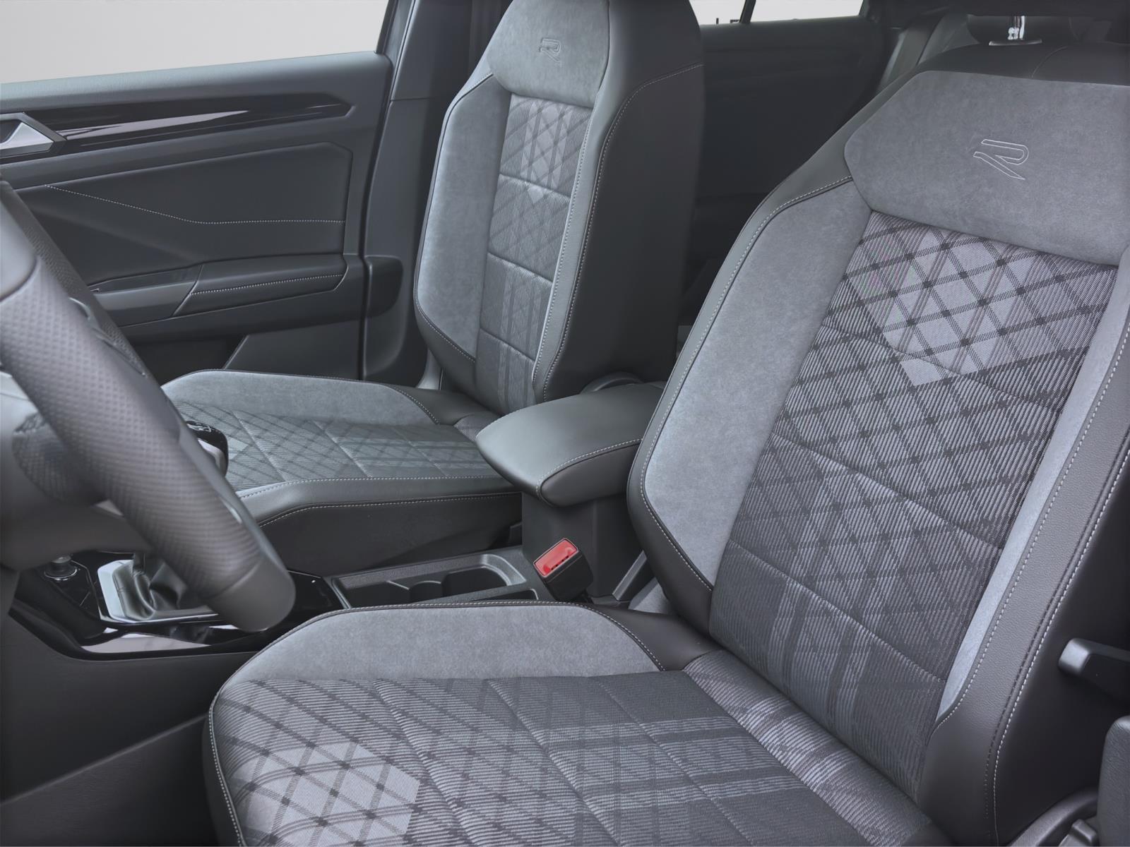 Volkswagen T-Roc 1.0 TSI R-LINE KAMERA PDC SITZHZG ACC