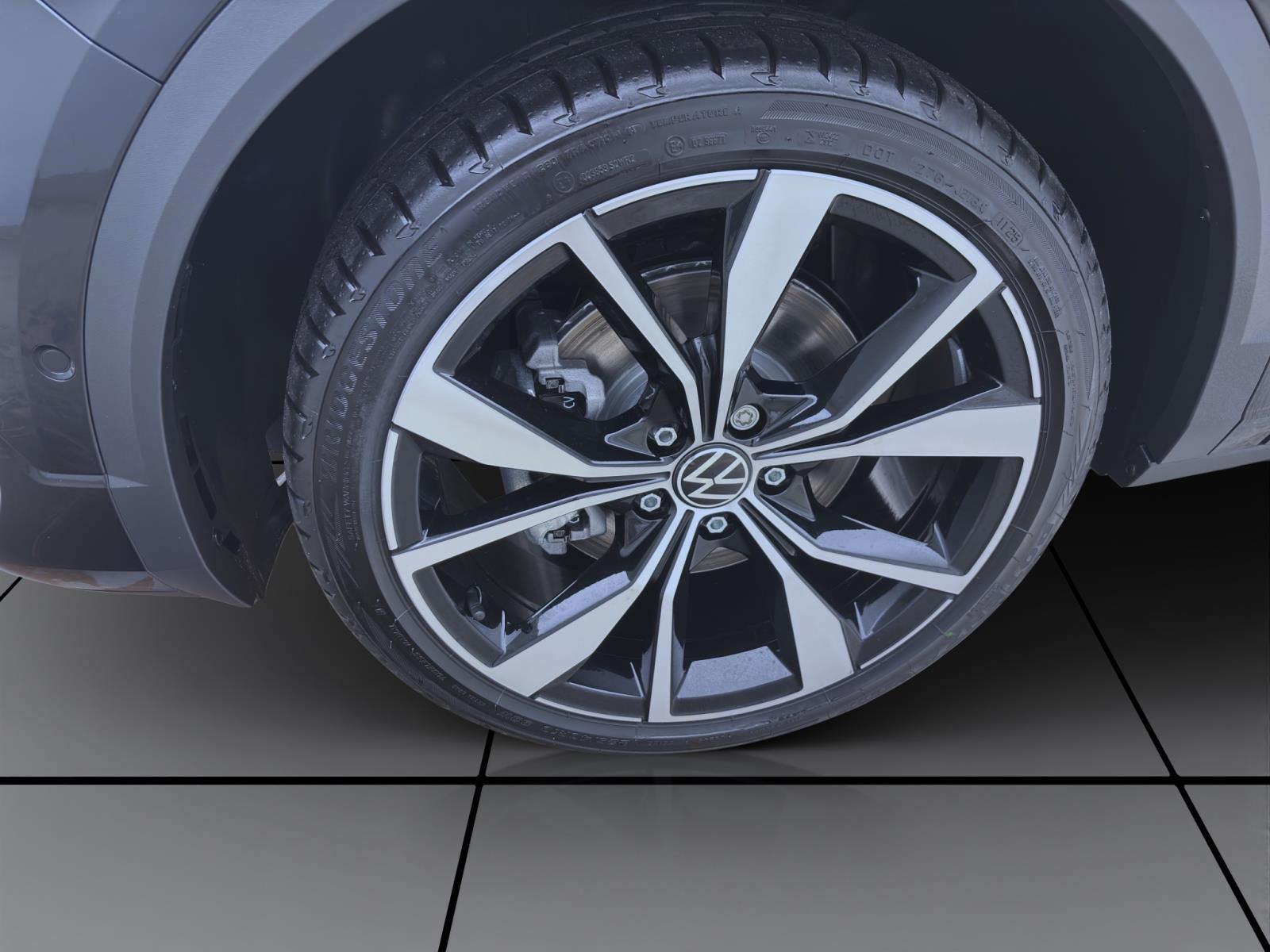 Volkswagen T-Roc 1.0 TSI R-LINE KAMERA PDC SITZHZG ACC