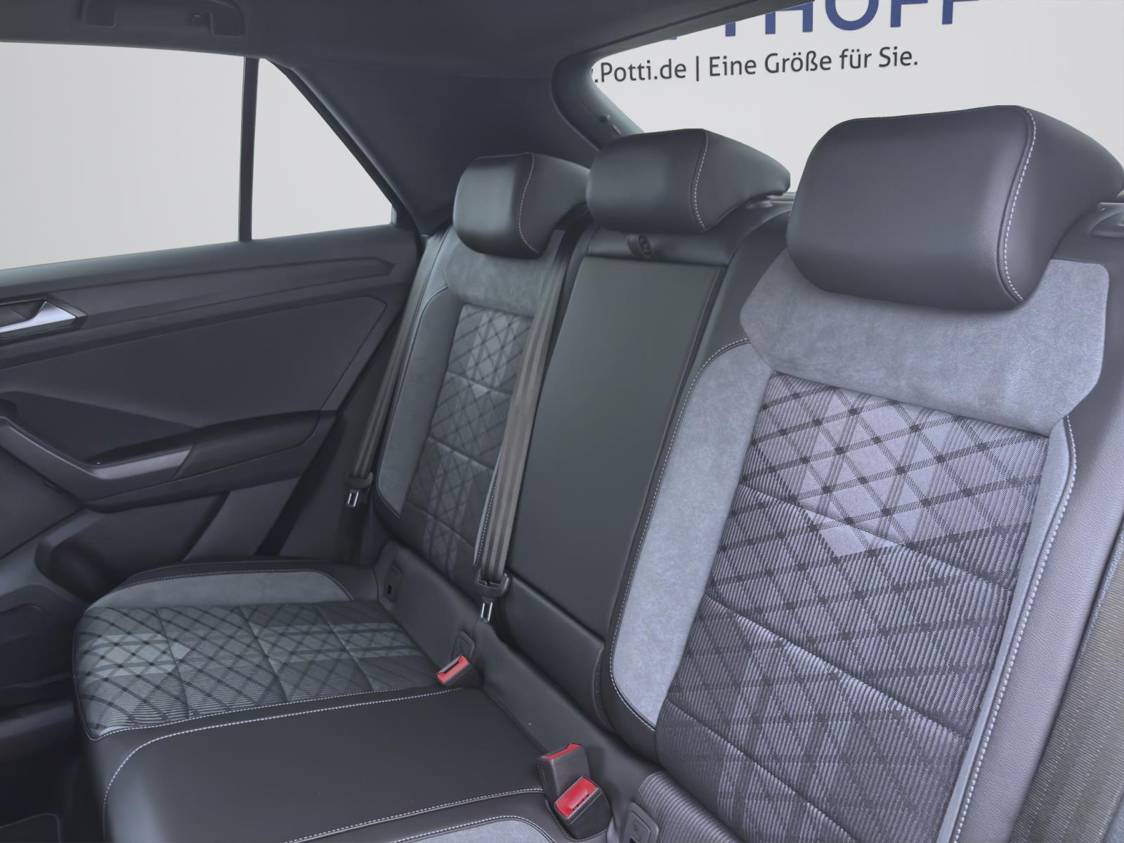 Volkswagen T-Roc 1.0 TSI R-LINE KAMERA PDC SITZHZG ACC