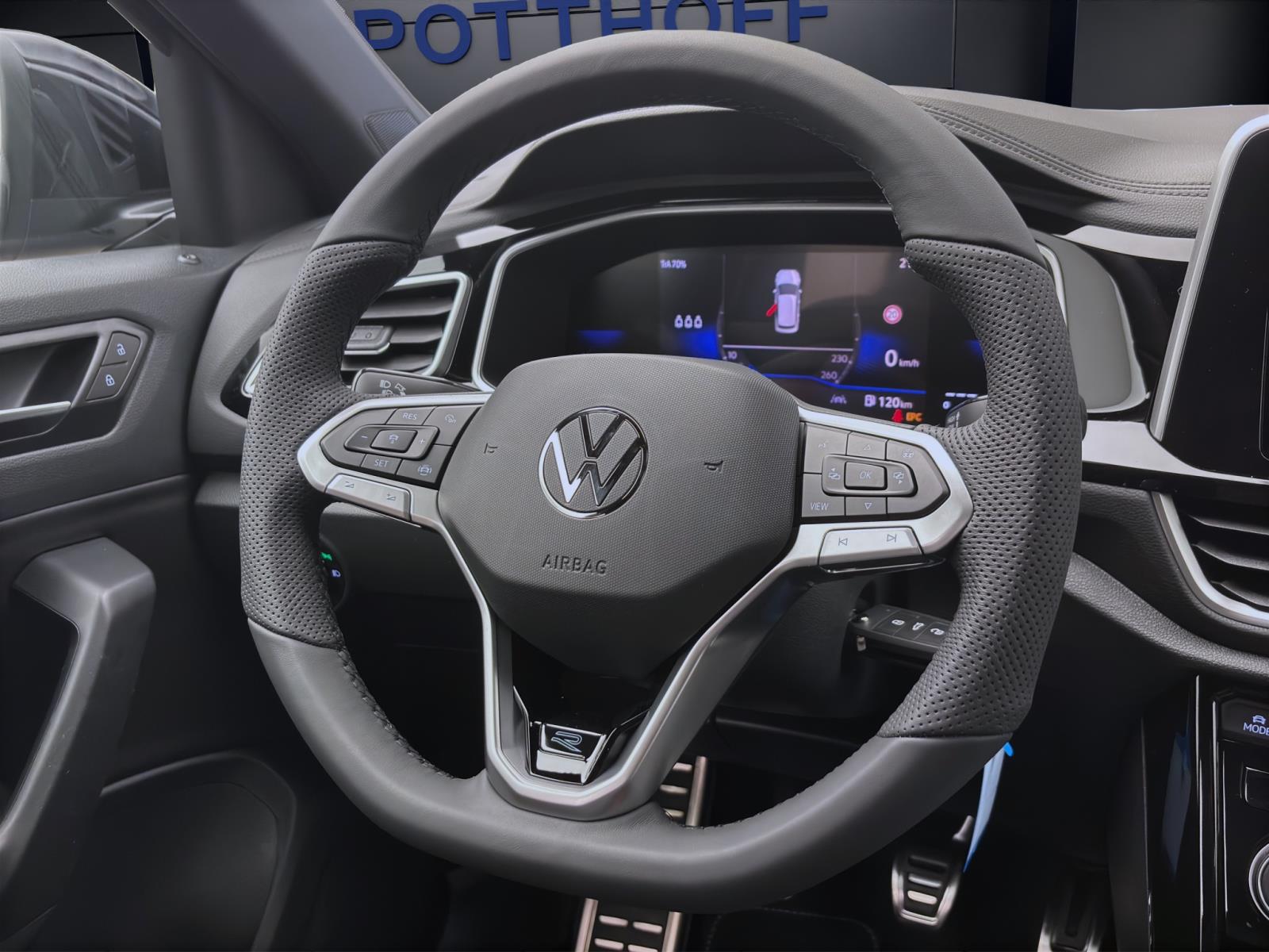 Volkswagen T-Roc 1.0 TSI R-LINE PDC LED KAMERA SITZHZG