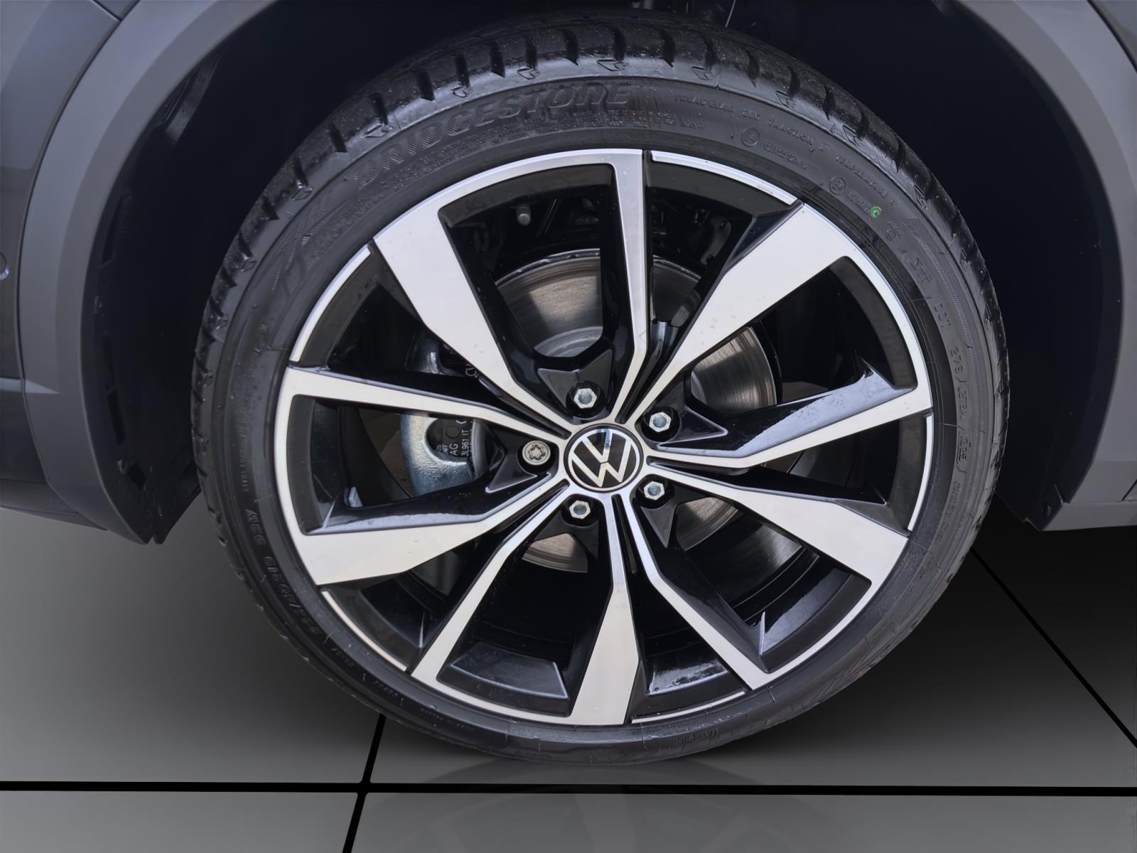Volkswagen T-Roc 1.0 TSI R-LINE PDC LED KAMERA SITZHZG