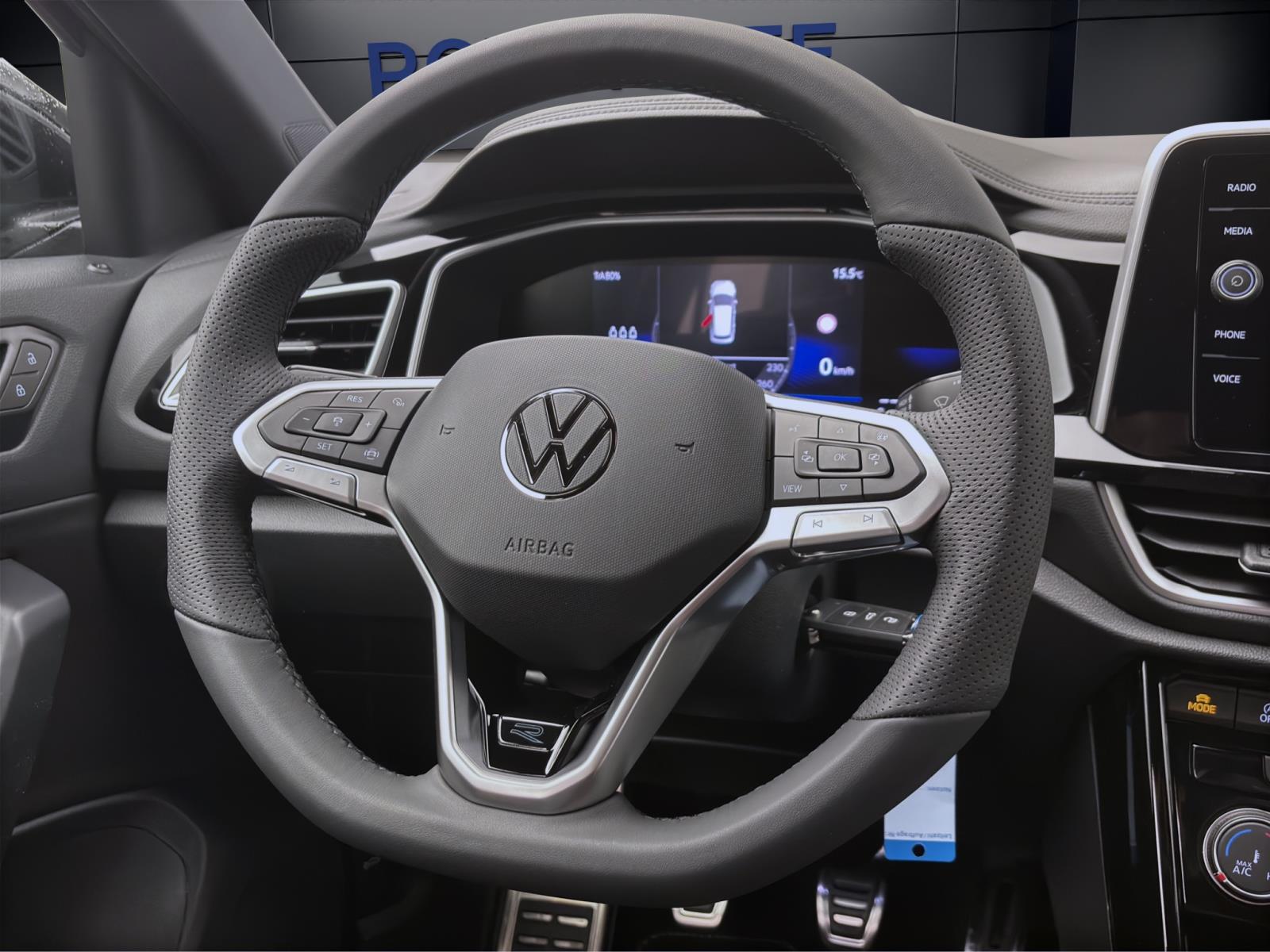 Volkswagen T-Roc 1.0 TSI R-LINE PDC LED KAMERA SITZHZG