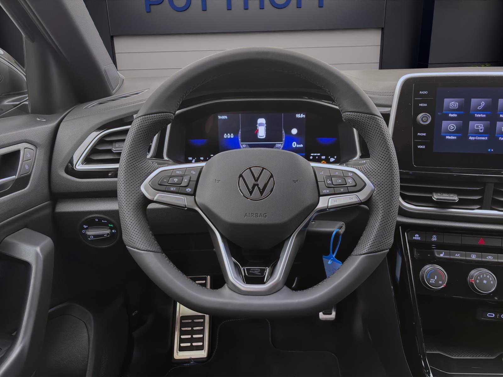 Volkswagen T-Roc 1.0 TSI R-LINE PDC LED KAMERA SITZHZG