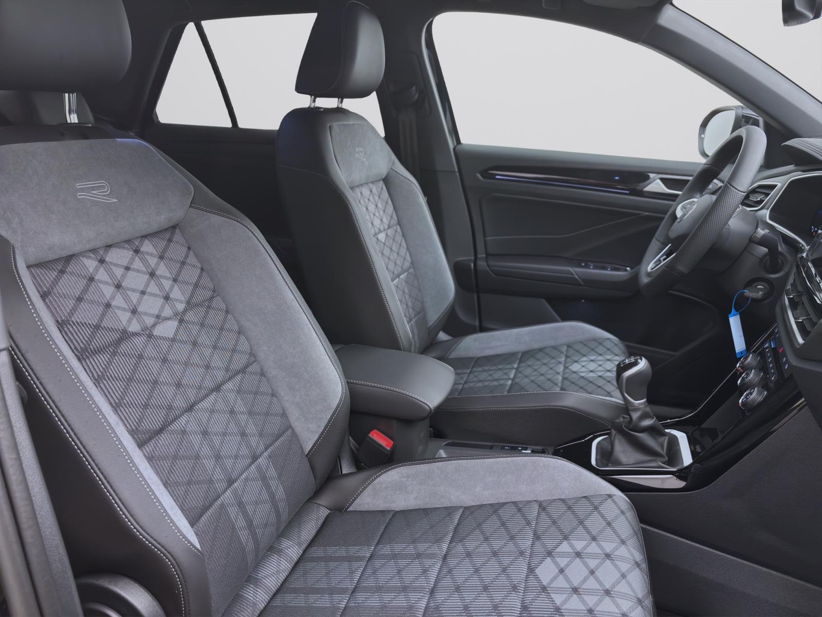 Volkswagen T-Roc 1.0 TSI R-LINE PDC LED KAMERA SITZHZG