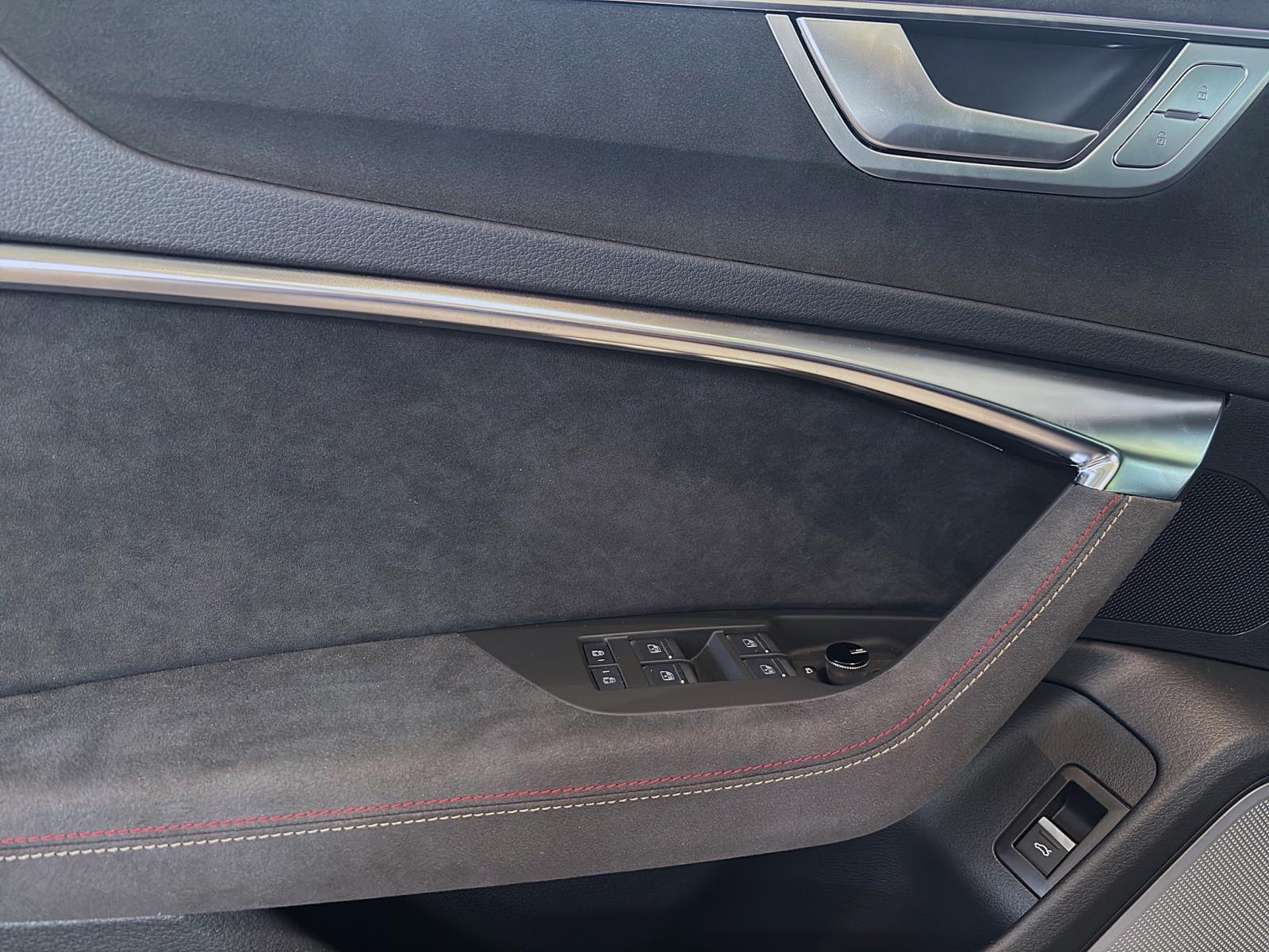 Audi RS6 Avant GT performance 463(630) kW(PS) tiptronic