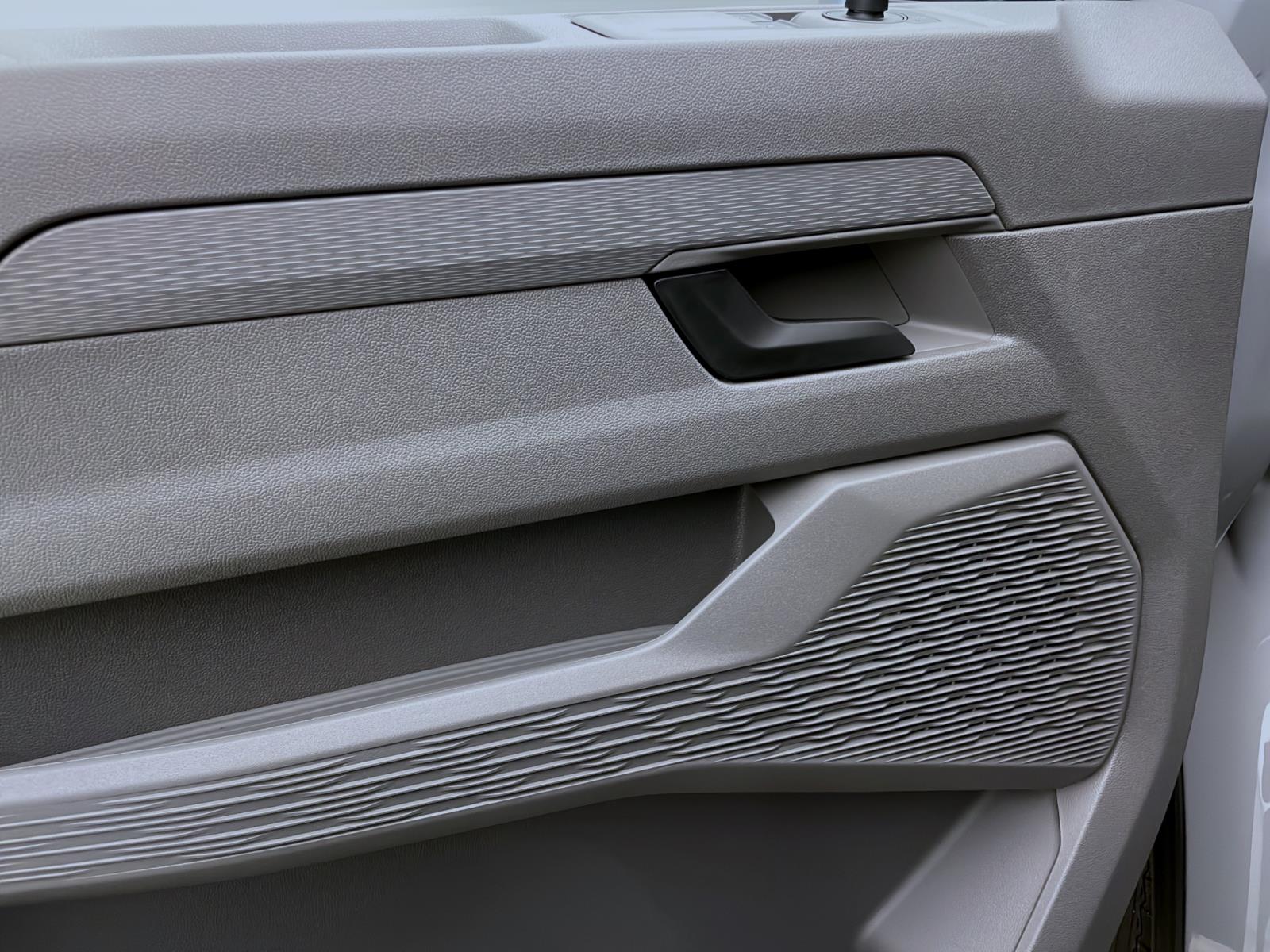 Bild 9: Volkswagen T7 Transporter Kastenwagen Plus 2,0 TDI Sofort Verfügbar