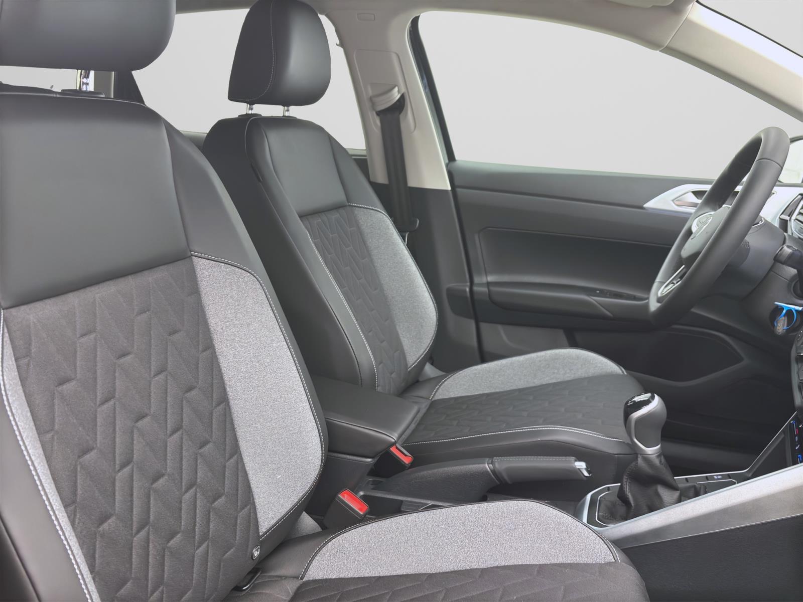 Volkswagen Polo 1.0 GOAL PDC MATRIX NAVI LM15