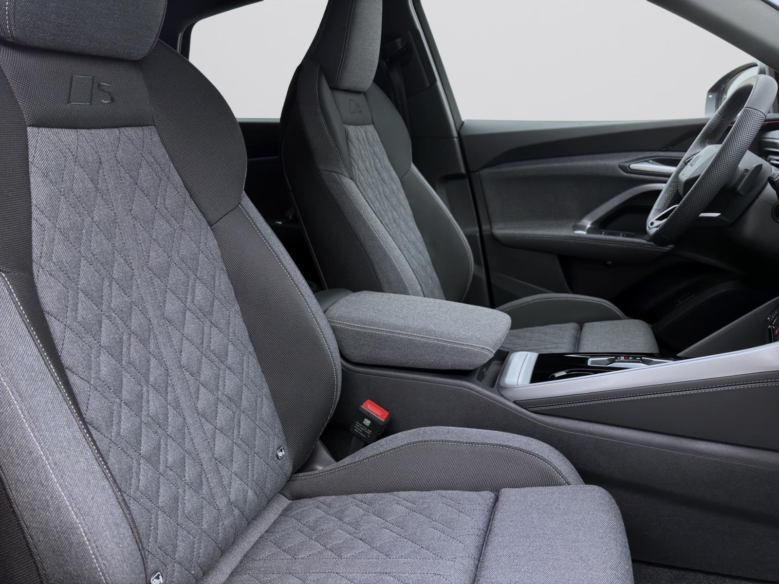 Bild 15: Audi Q5 Sportback TDI quattro 150 kW S tronic