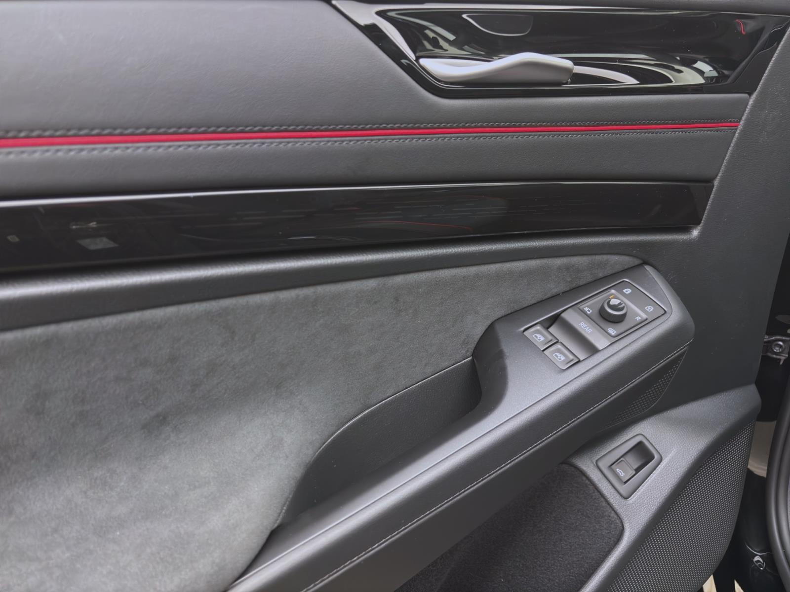 Volkswagen ID.7 Tourer GTX PANO AHK LM21 HuD