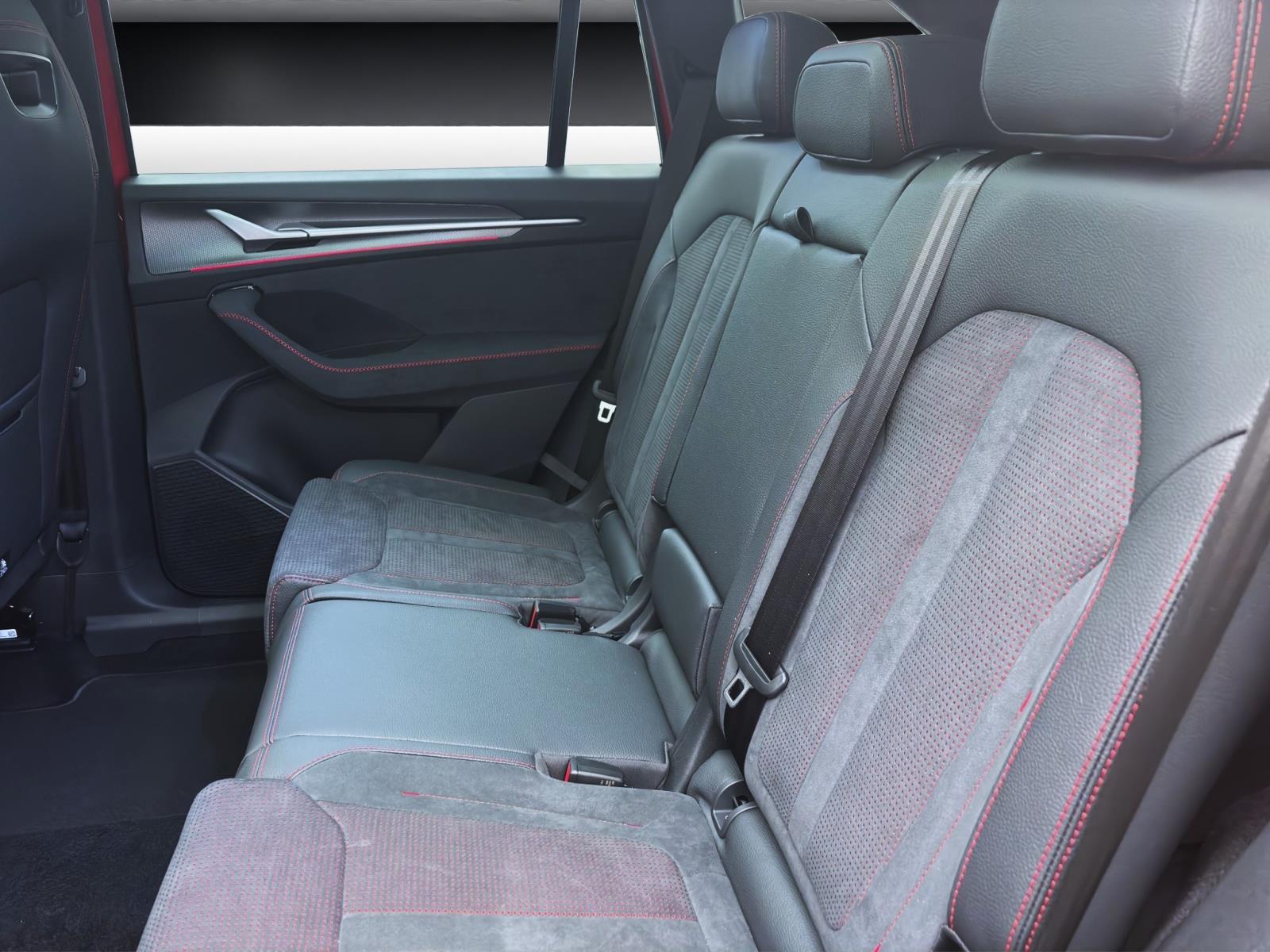 Bild 13: Skoda Kodiaq RS 4X4 STANDH PANO ASSISTENZ+ INFO+ 360° HEAD-UP