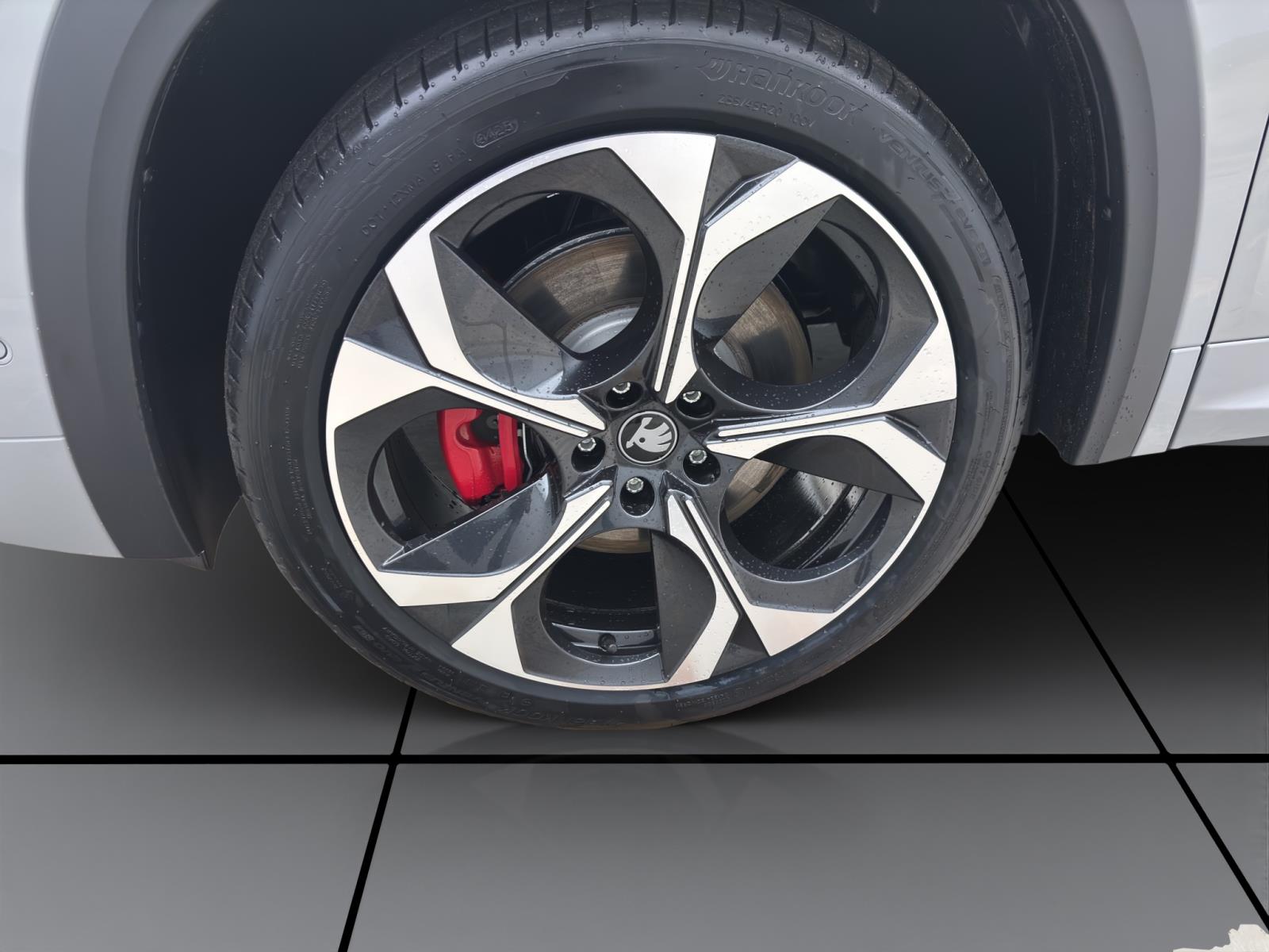 Bild 7: Skoda Kodiaq RS 4X4 STANDH PANO ASSISTENZ+ INFO+ 360° HEAD-UP