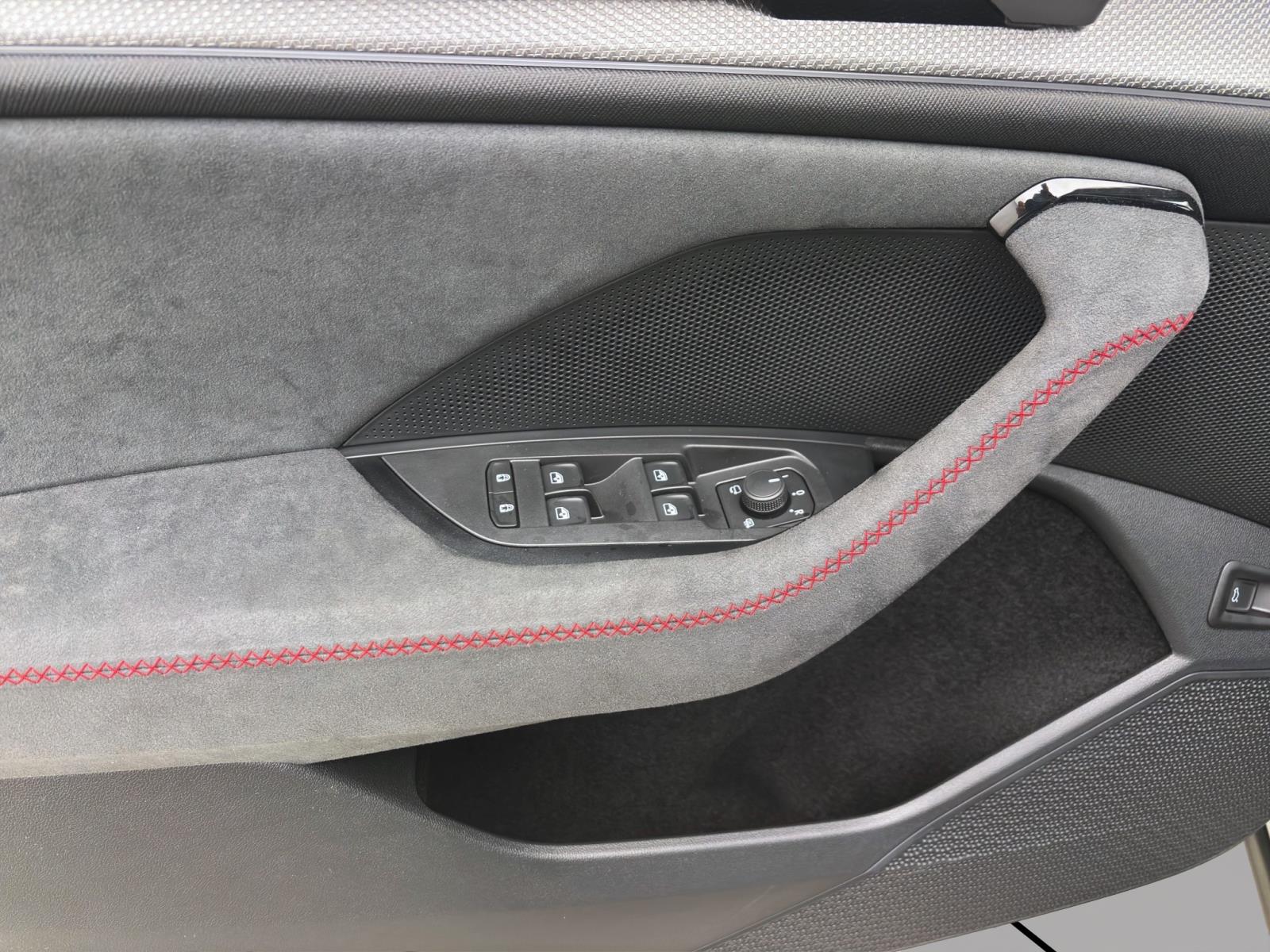 Bild 9: Skoda Kodiaq RS 4X4 STANDH PANO ASSISTENZ+ INFO+ 360° HEAD-UP