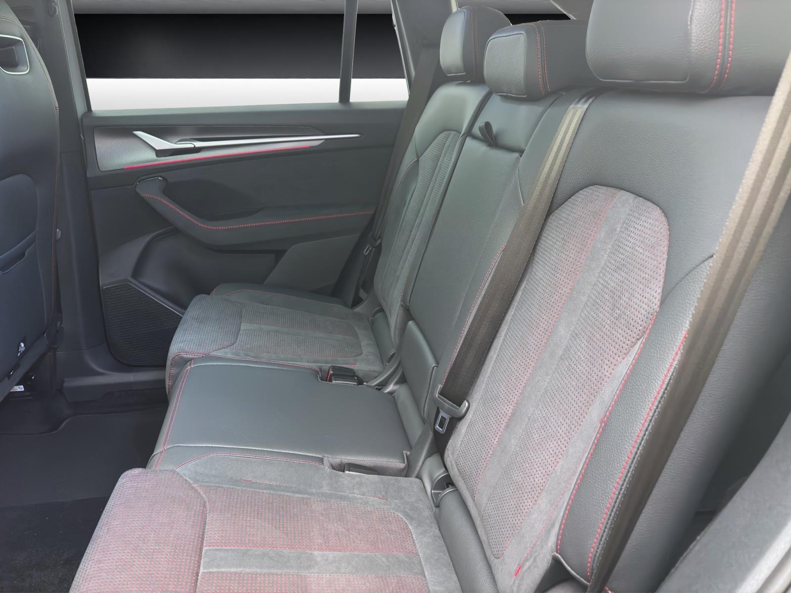 Bild 13: Skoda Kodiaq RS 4X4 STANDH PANO ASSISTENZ+ INFO+ 360° HEAD-UP