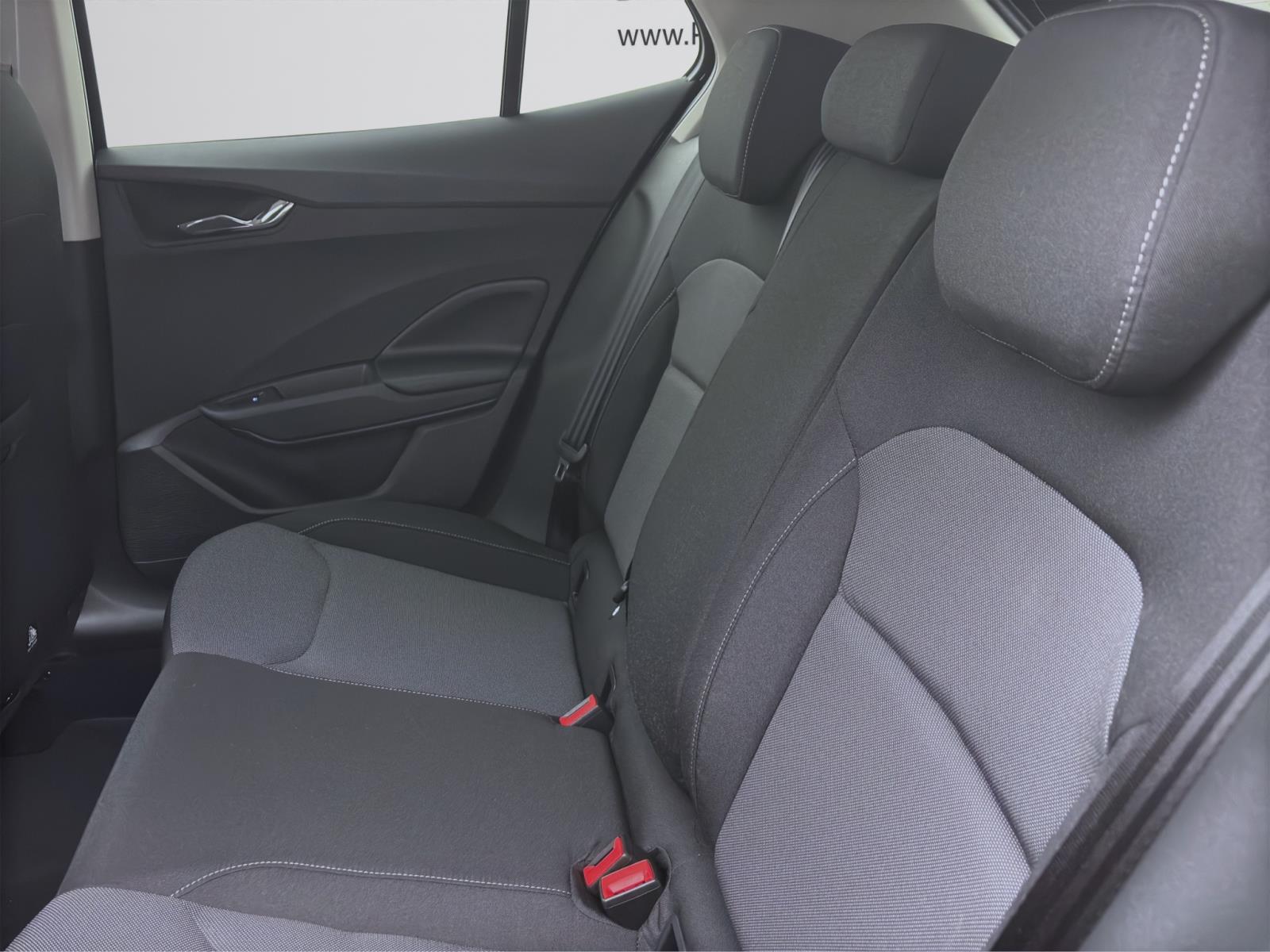 Bild 13: Skoda Fabia TOUR NAV KAM LED SMARTL. WINTER+ 16ALU