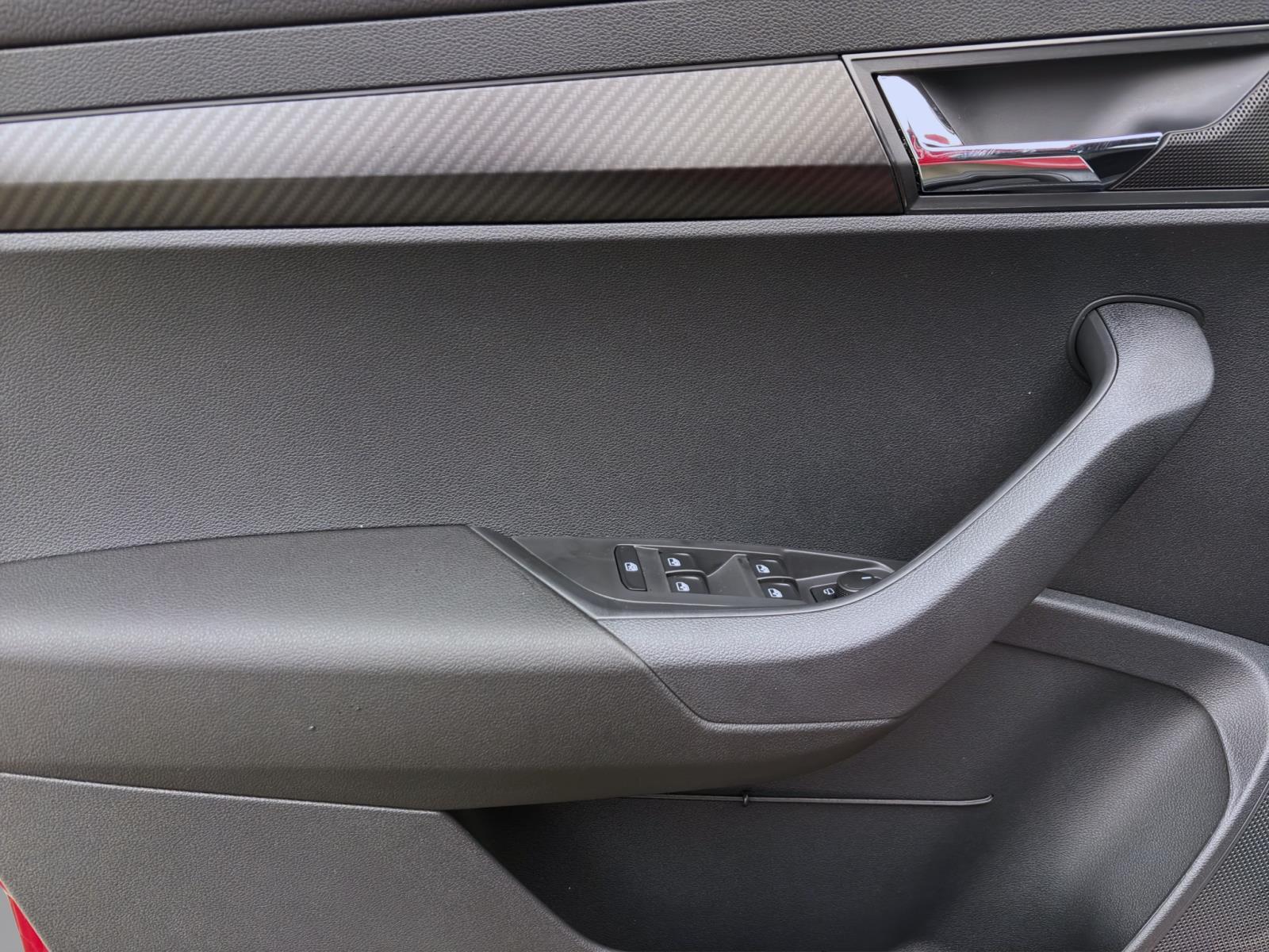 Bild 9: Skoda Karoq SPORTLINE DSG AHK ACC NAV KAM DCC KOMFORT