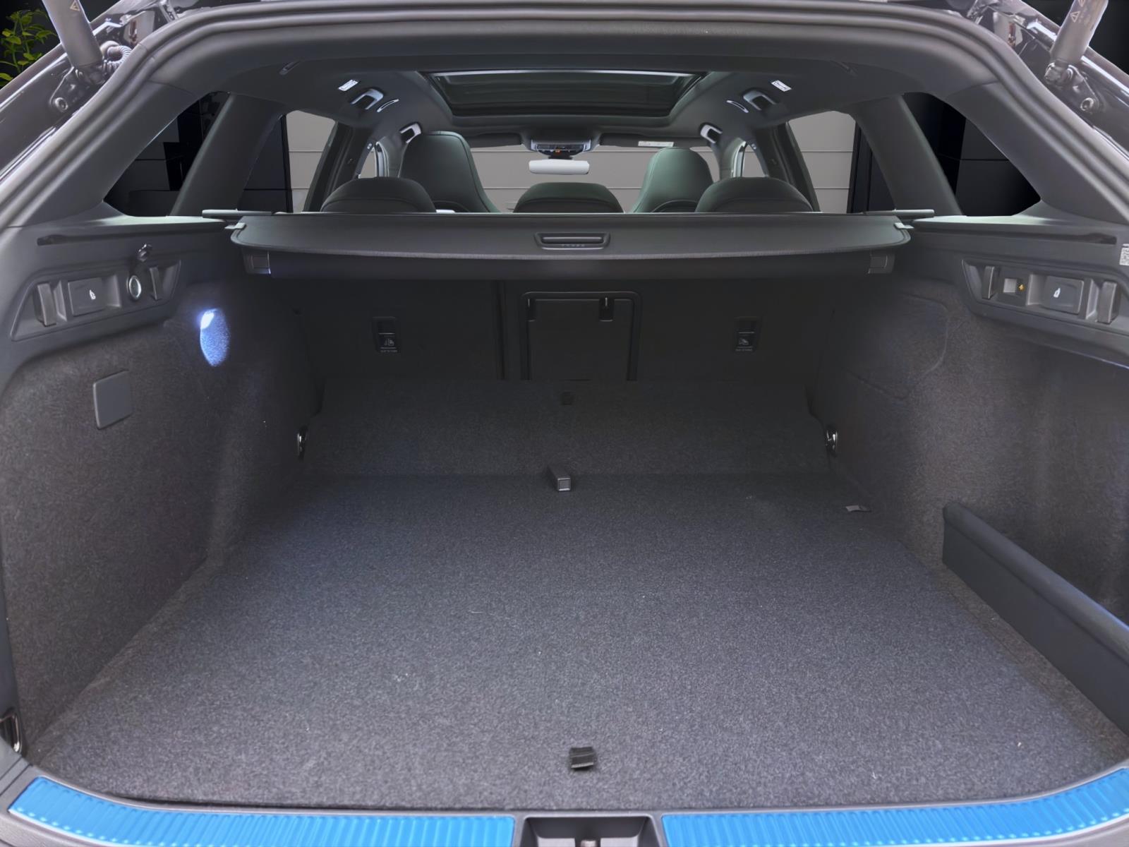 Bild 3: Skoda Superb COMBI iV SPORTLINE AHK PANO ASSISTENZ+ NAV 360° HEAD-UP