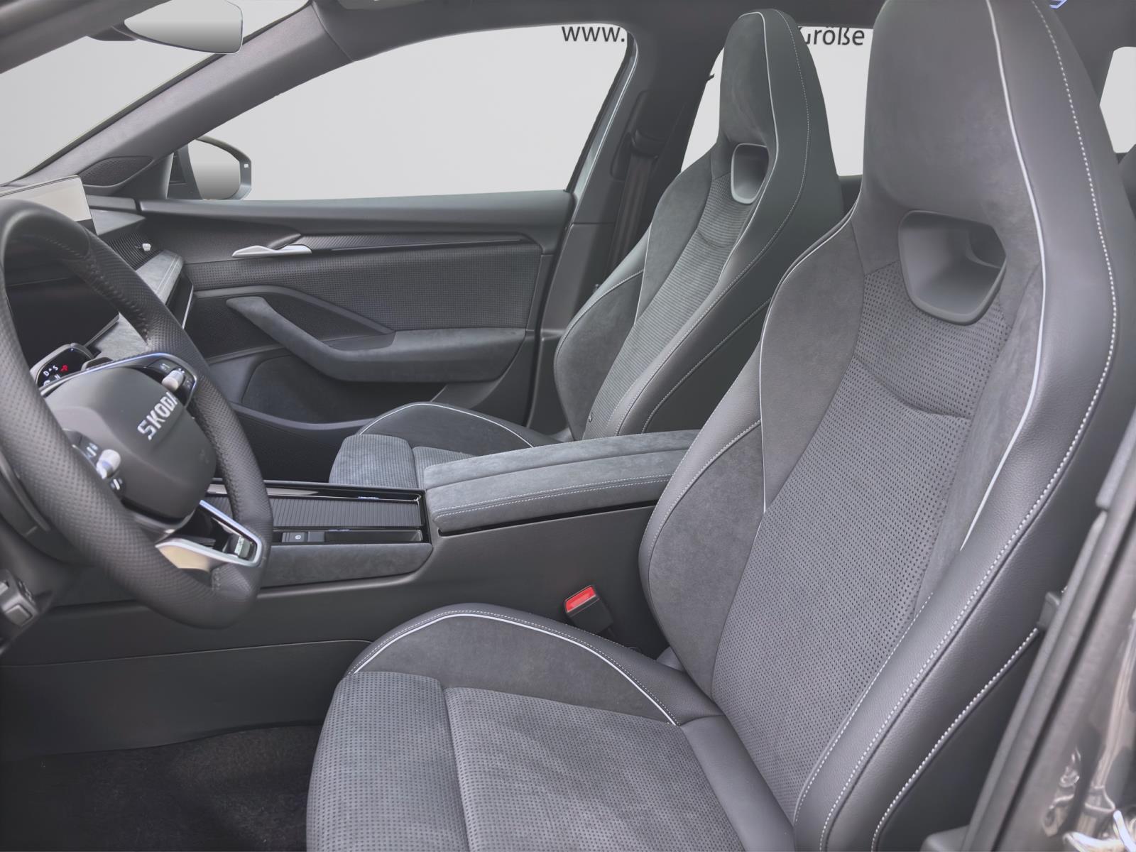 Bild 8: Skoda Superb COMBI iV SPORTLINE AHK PANO NAV+ ASSISTENZ+ 360° HEAD-UP