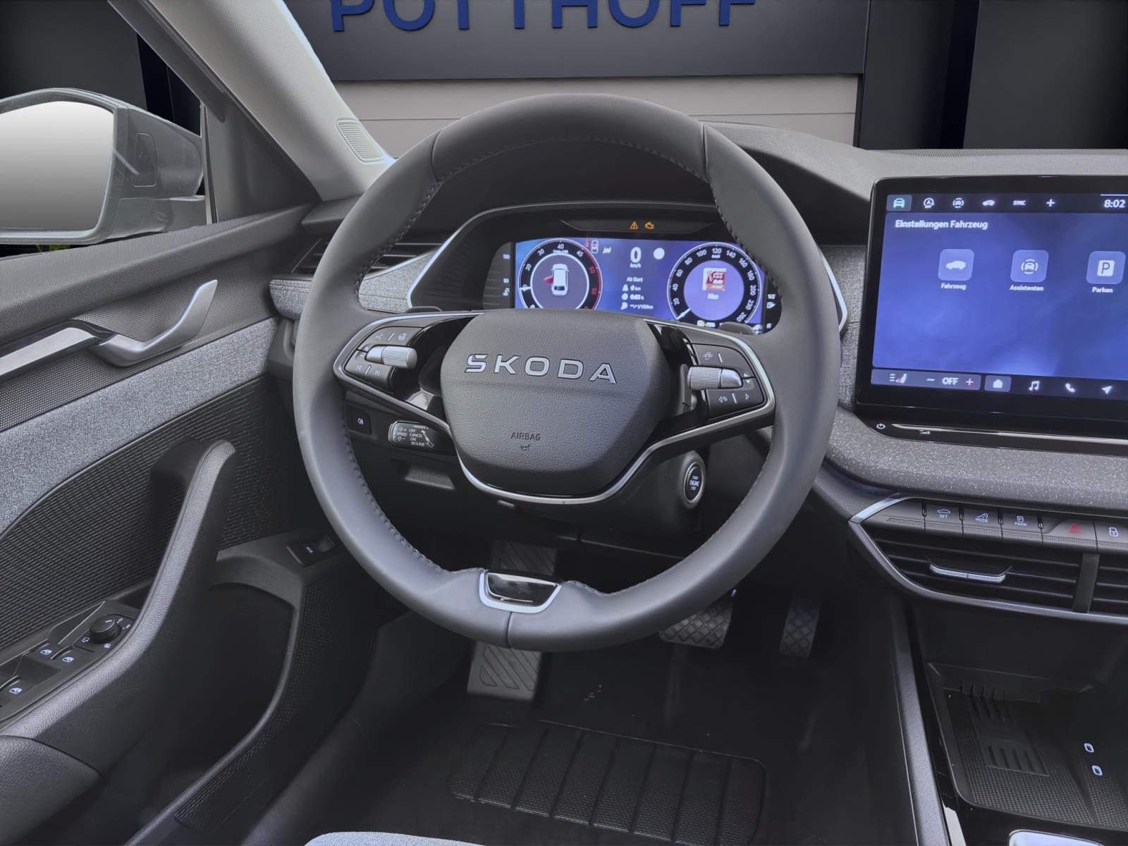 Bild 10: Skoda Octavia COMBI TOUR DSG AHK pACC NAV 360° HEAD-UP MATRIX