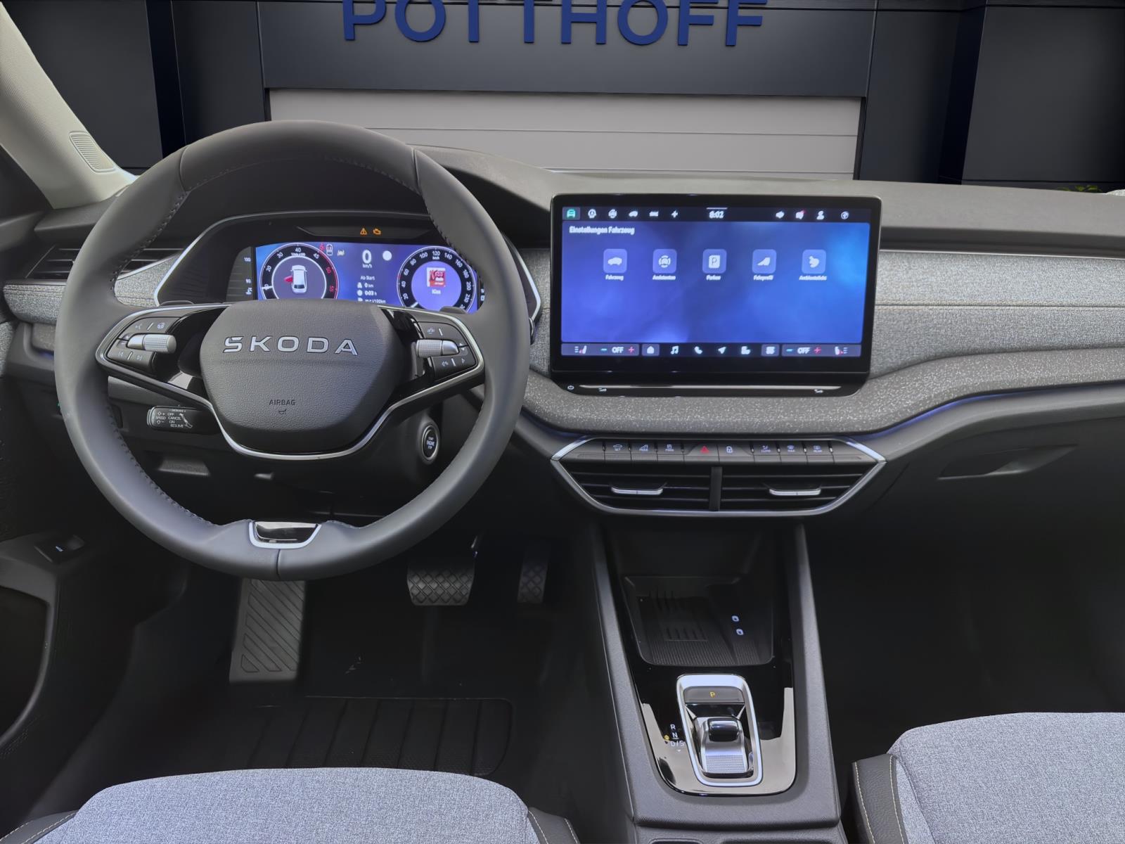 Bild 11: Skoda Octavia COMBI TOUR DSG AHK pACC NAV 360° HEAD-UP MATRIX