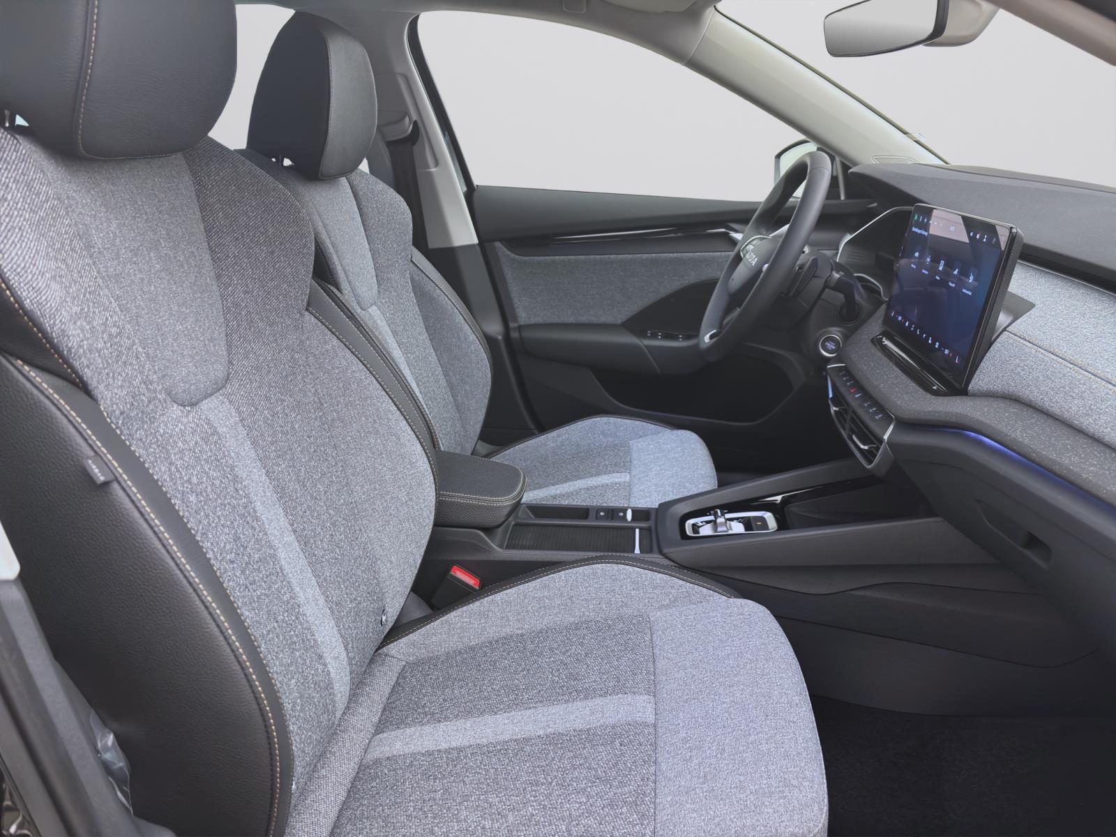 Bild 14: Skoda Octavia COMBI TOUR DSG AHK pACC NAV 360° HEAD-UP MATRIX