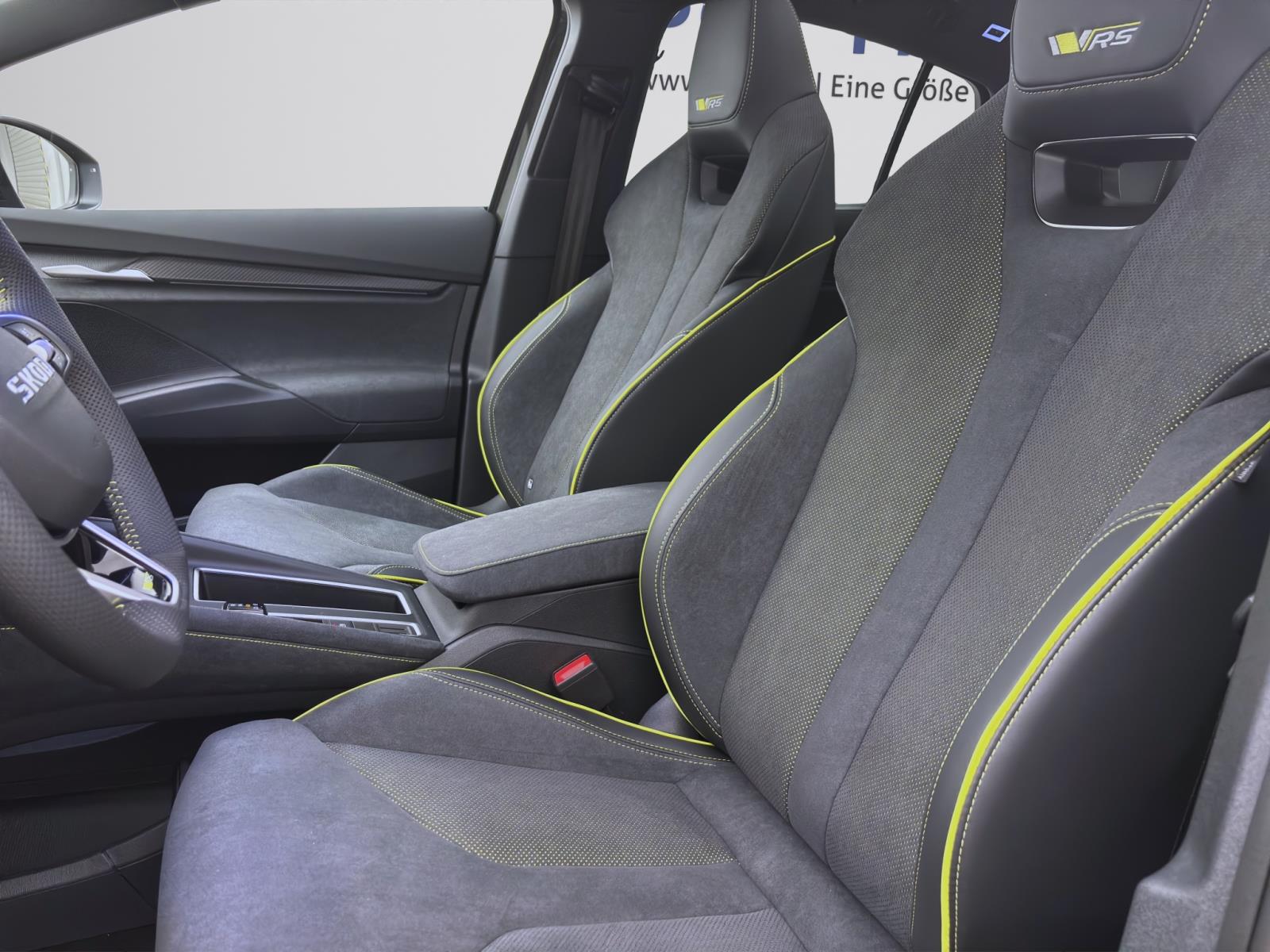 Bild 8: Skoda ENYAQ iV COUPE RS 4X4 MAXX AHK pACC DCC 360° CANTON WÄRMEP