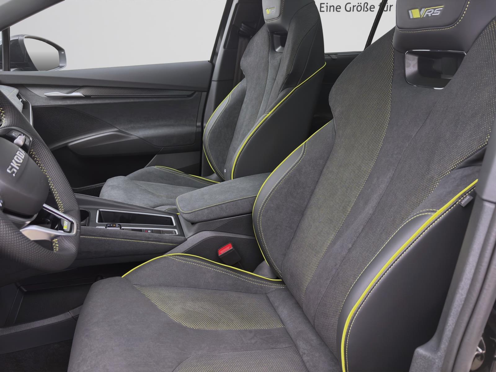 Bild 8: Skoda ENYAQ iV RS 4X4 MAXX PANO DCC pACC 360° CANTON WÄRMEP