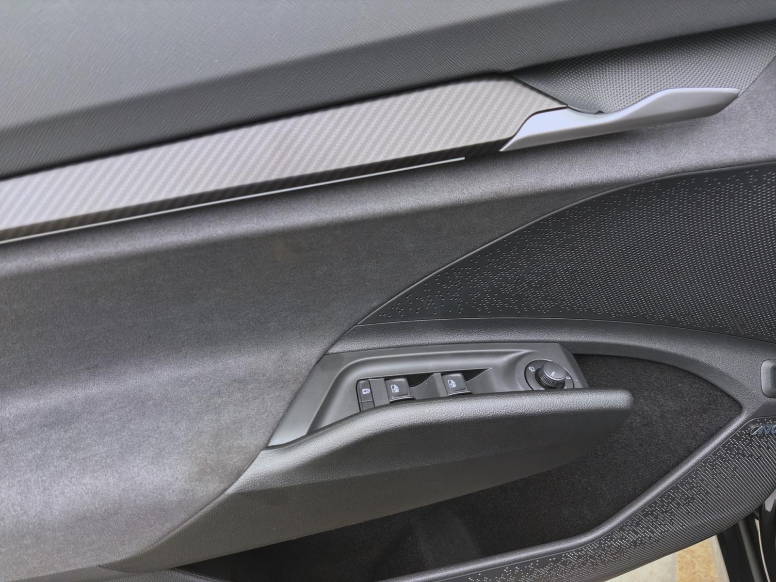 Bild 9: Skoda ENYAQ iV RS 4X4 MAXX PANO DCC pACC 360° CANTON WÄRMEP
