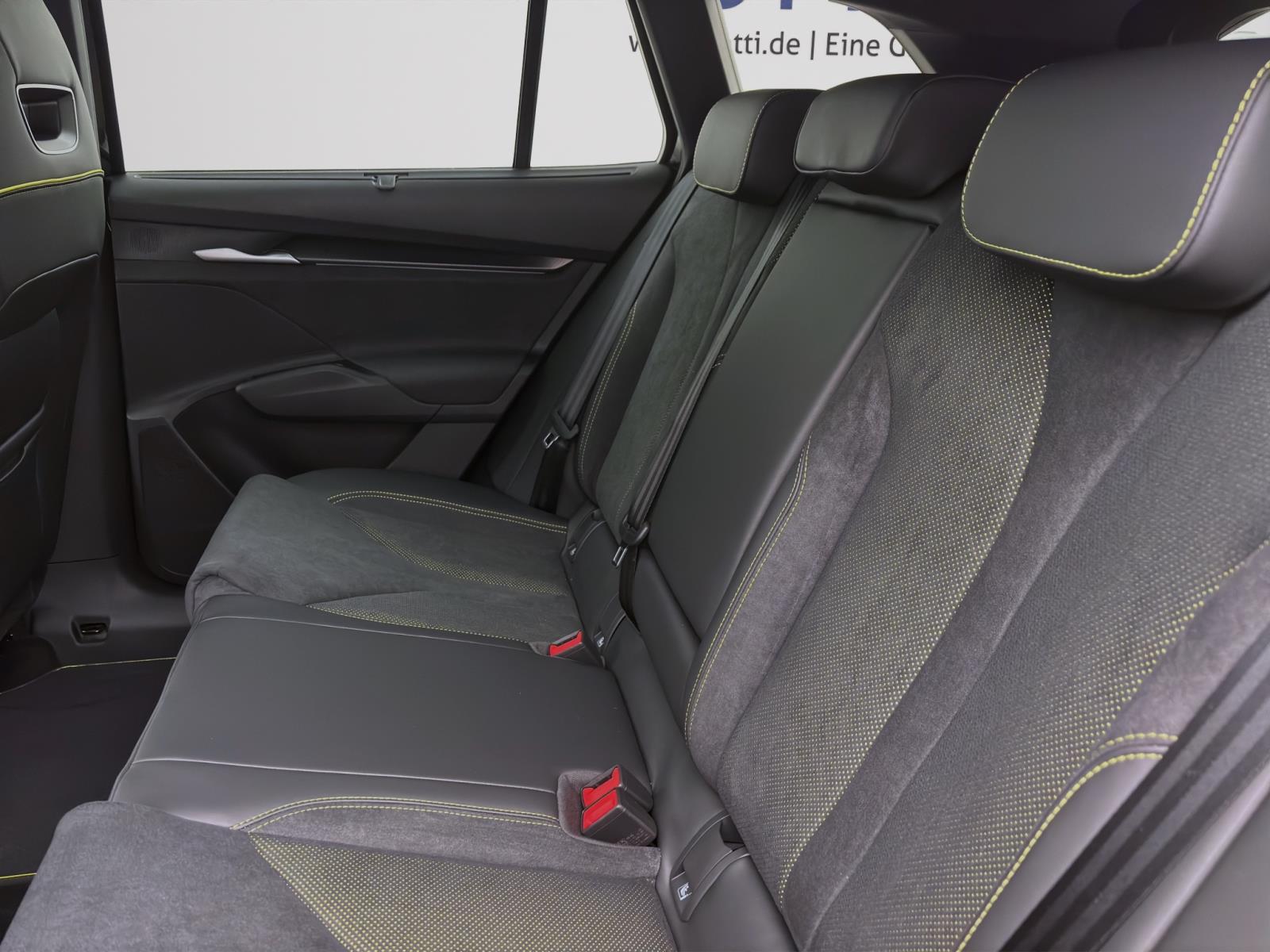 Bild 14: Skoda ENYAQ iV RS 4X4 MAXX PANO DCC pACC 360° CANTON WÄRMEP