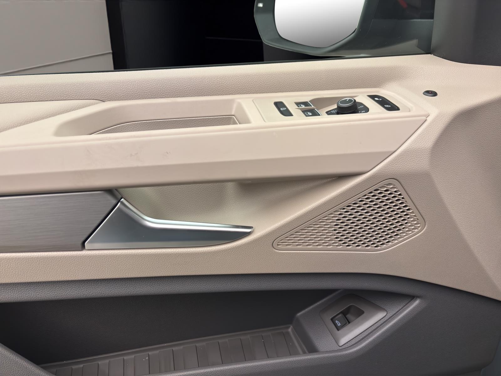 Bild 9: Volkswagen T7 Multivan Edition 8-Sitzer 2,0 DSG TDI Sofort Verfügbar