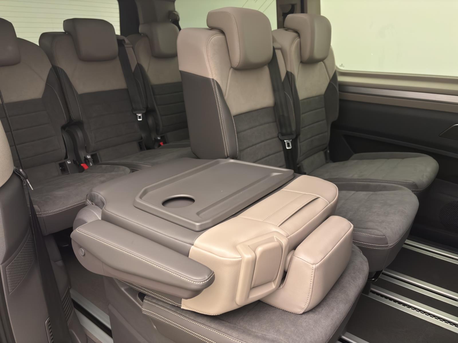 Bild 16: Volkswagen T7 Multivan Edition 8-Sitzer 2,0 DSG TDI Sofort Verfügbar