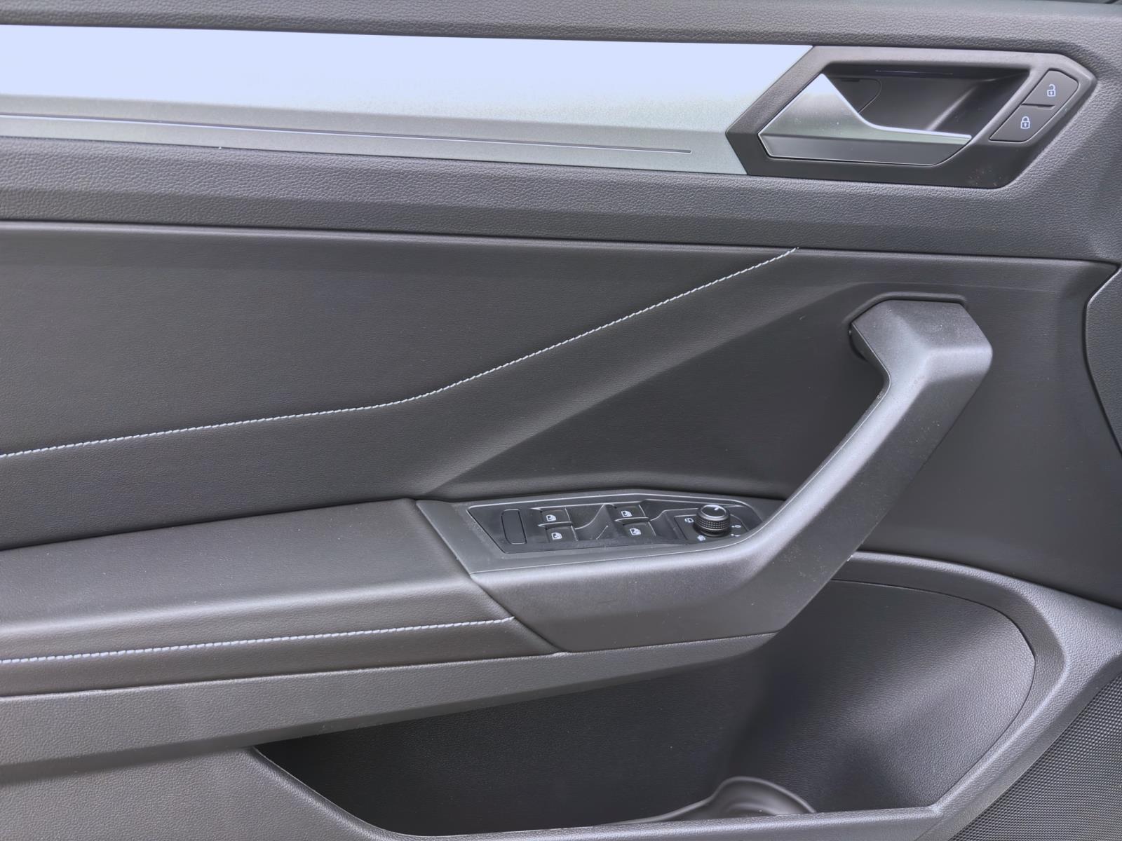 Bild 9: Volkswagen T-Roc Cabriolet Energy 1.5 TSI DSG