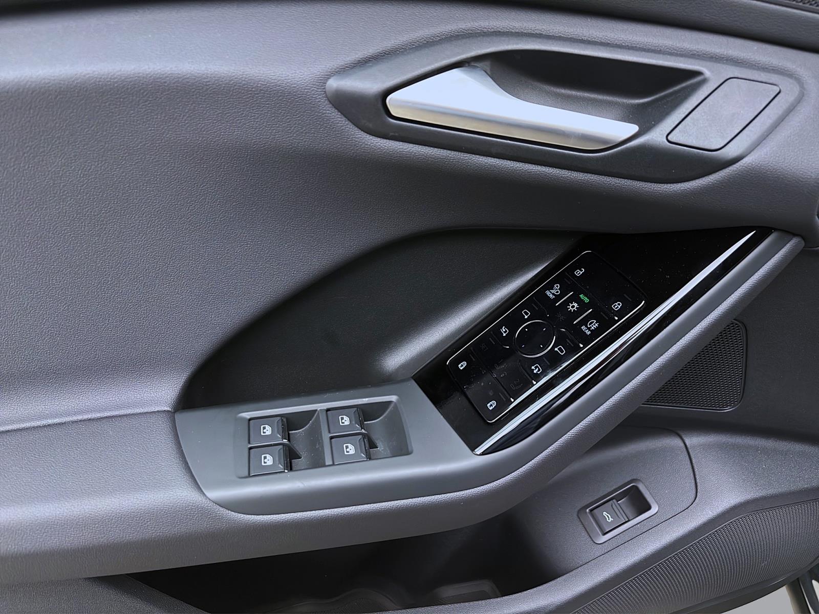 Bild 9: Audi Q6 e-tron SUV 185 kW