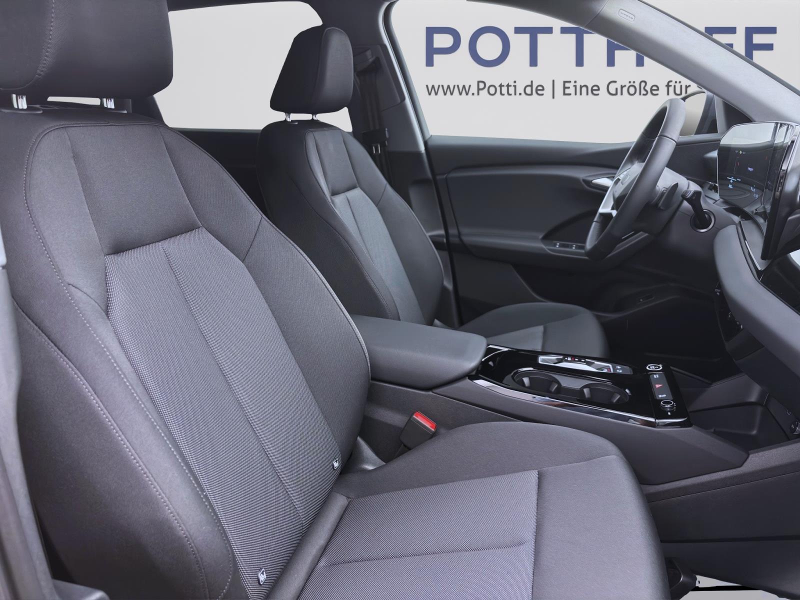 Bild 13: Audi Q6 e-tron SUV 185 kW