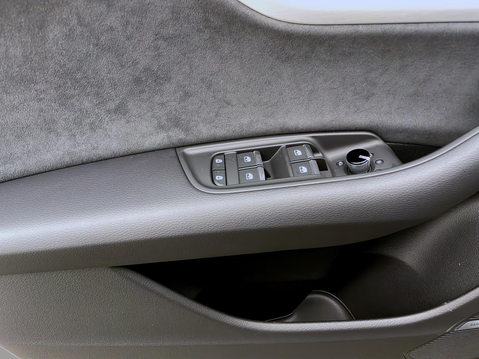 Bild 9: Audi Q8 SUV TDI quattro S line business 210 kW tiptronic