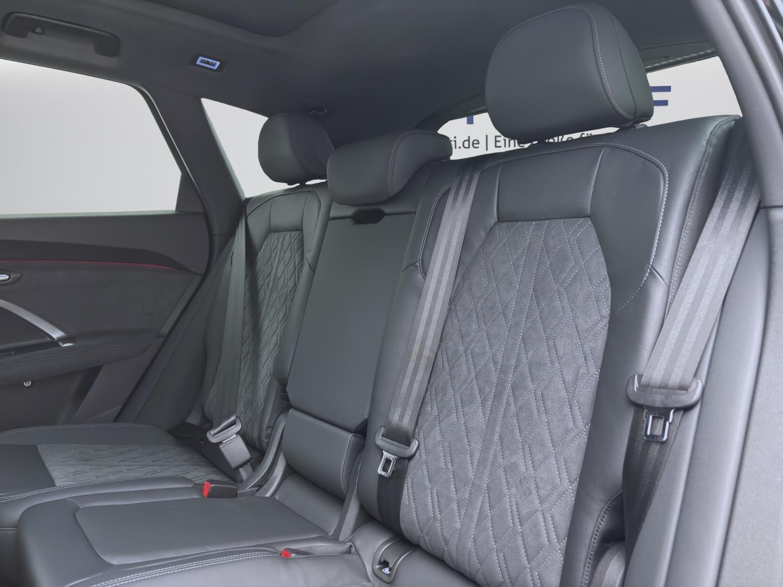 Bild 14: Audi Q5 SUV e-hybrid Q S LINE NAVI eKLAPPE AHK PANO