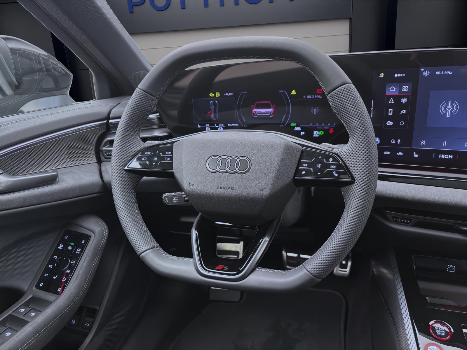 Bild 10: Audi A5 Avant e-hybrid 270 kW quattro edition one S tronic