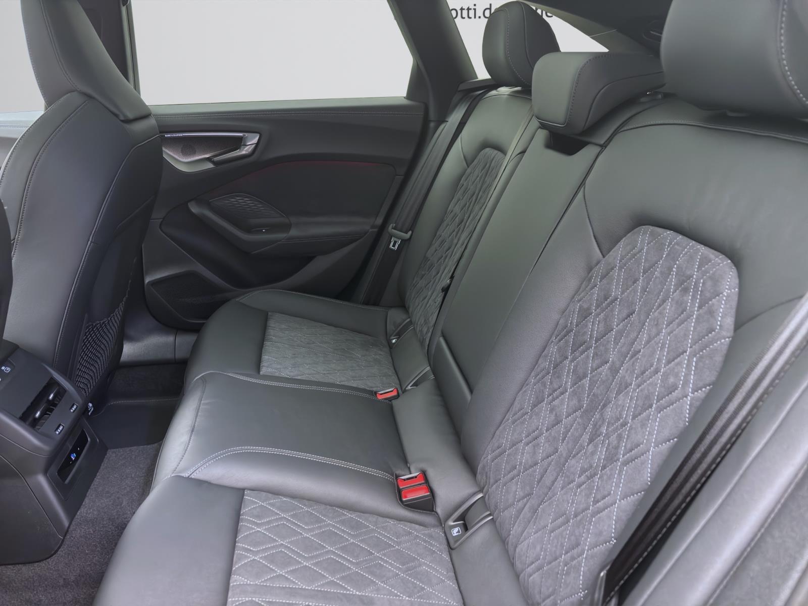 Bild 14: Audi A5 Avant e-hybrid 270 kW quattro edition one S tronic