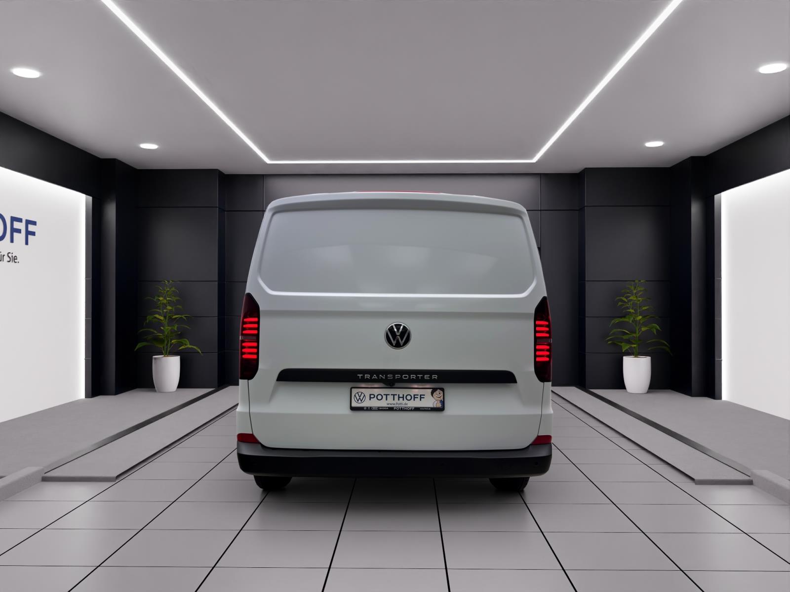 Bild 2: Volkswagen T7 Transporter Kasten 2,0 TDI Sofort Verfügbar