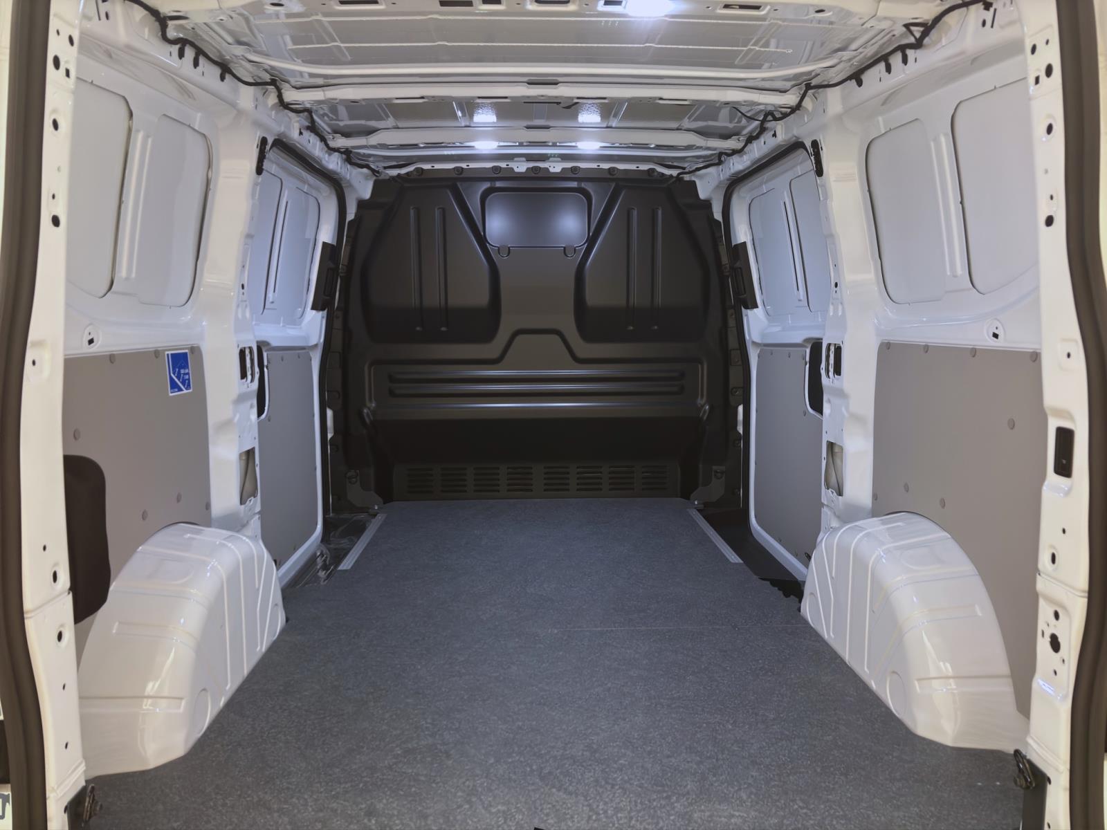Bild 3: Volkswagen T7 Transporter Kasten 2,0 TDI Sofort Verfügbar