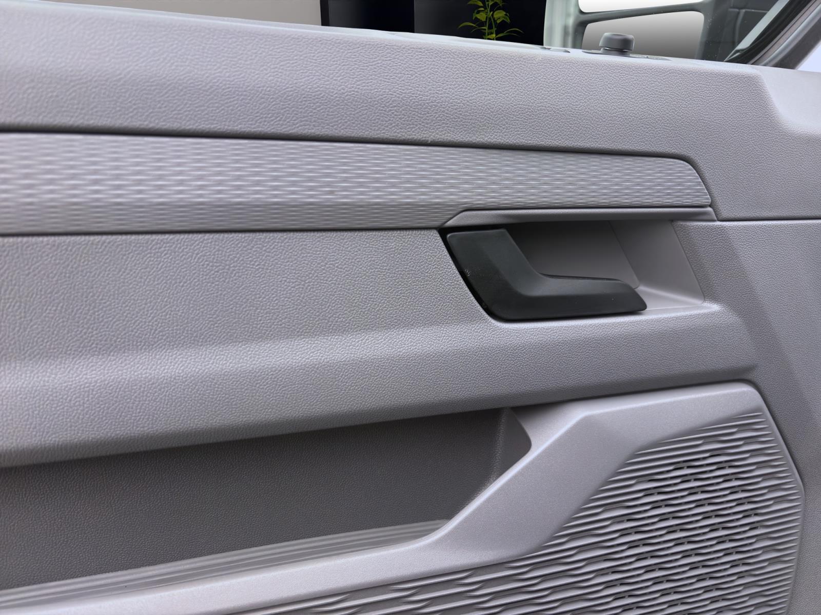 Bild 9: Volkswagen T7 Transporter Kasten 2,0 TDI Sofort Verfügbar