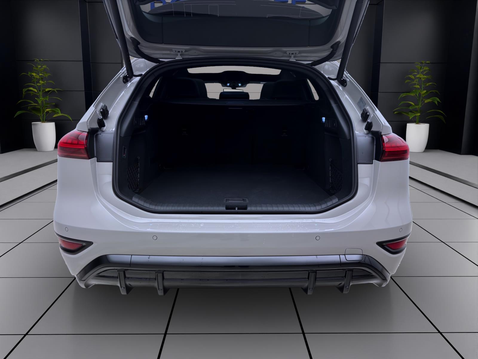 Bild 3: Audi A6 e-tron Avant performance AHK PANO S LINE B&O